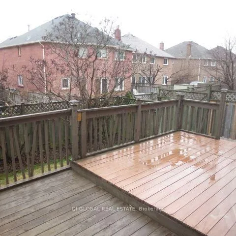 Photo 19 of 33 Dewberry Drive, Markham, Middlefield — HOMEH
