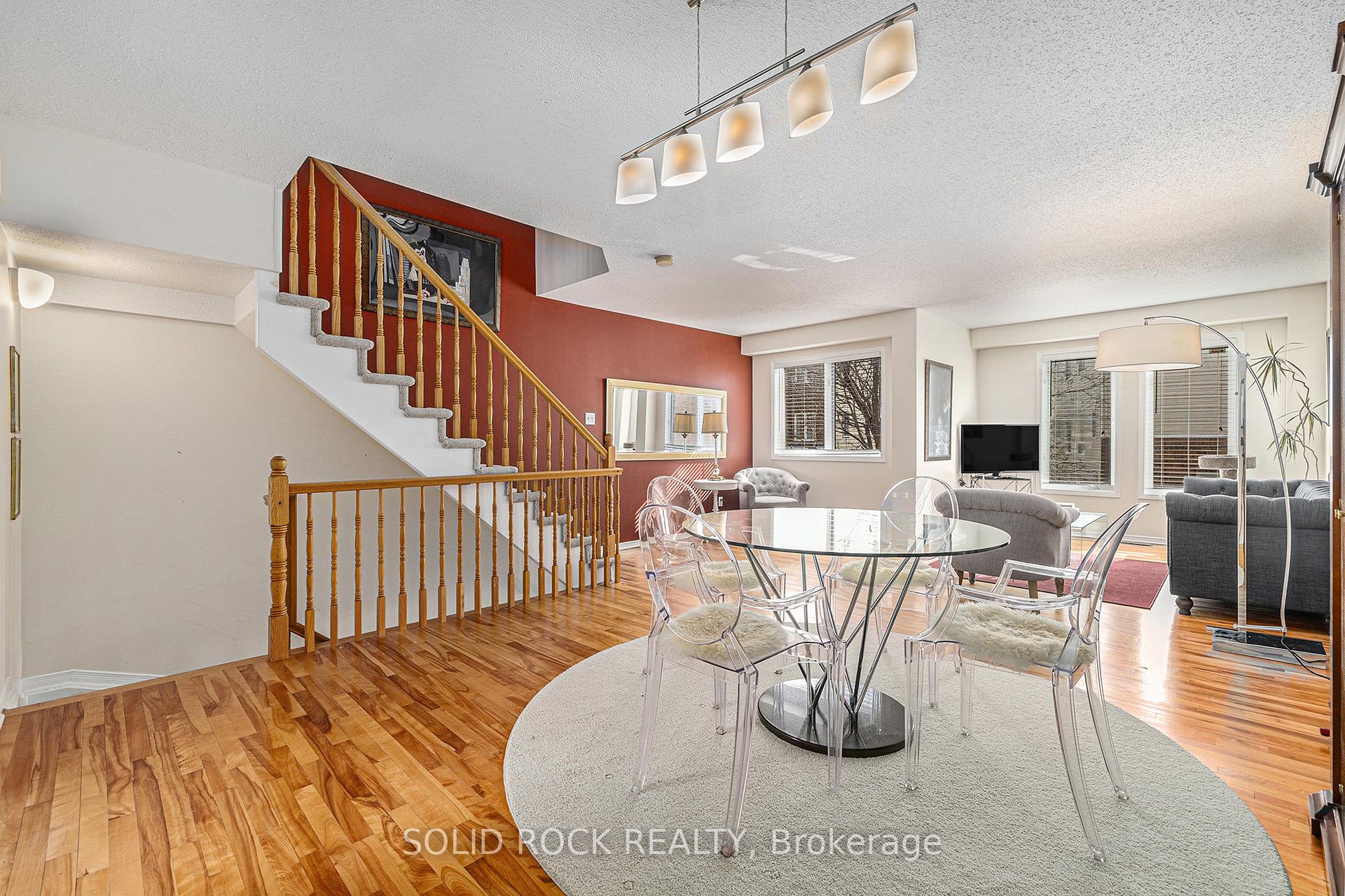 Photo 7 of 25 Drayton, Ottawa, CFB Rockcliffe and Area — HOMEH