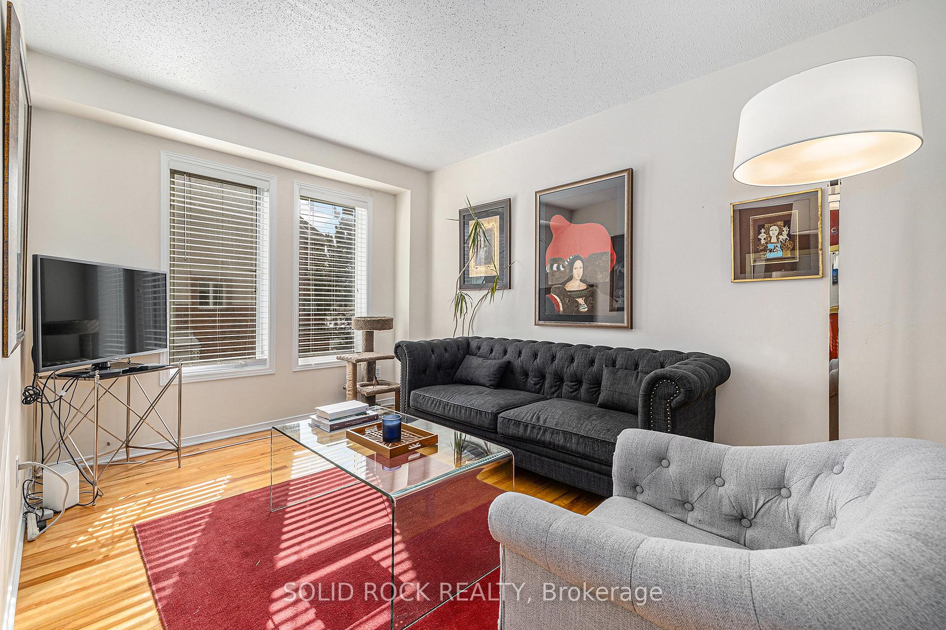 Photo 10 of 25 Drayton, Ottawa, CFB Rockcliffe and Area — HOMEH