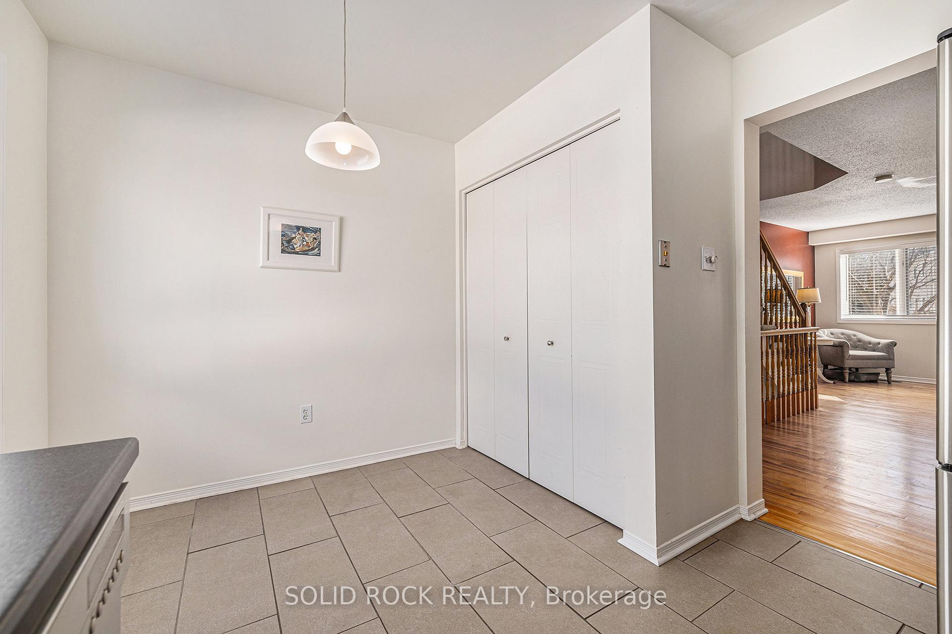 Photo 16 of 25 Drayton, Ottawa, CFB Rockcliffe and Area — HOMEH