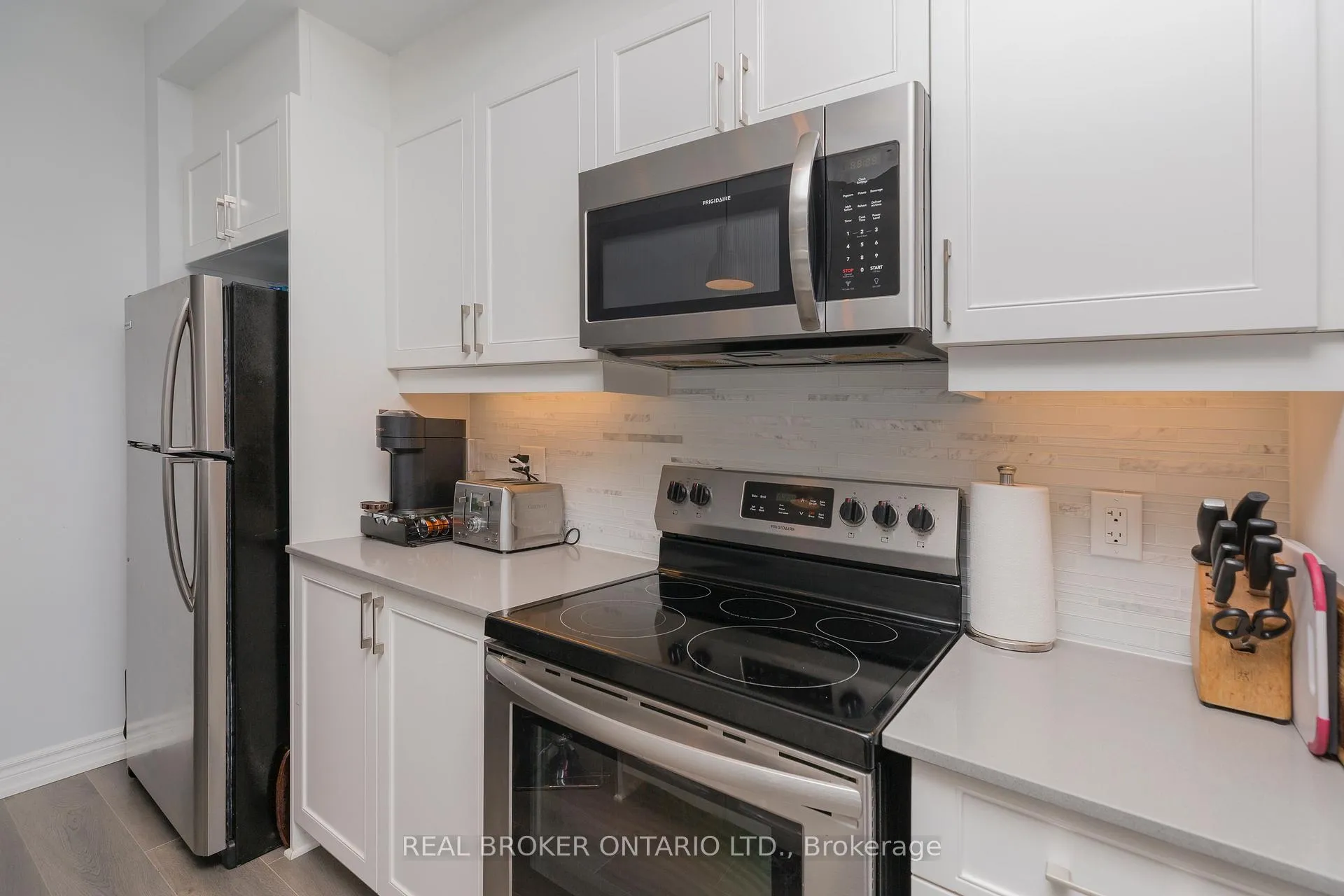 Photo 14 of 1434 Hemlock Road, Ottawa, CFB Rockcliffe and Area — HOMEH