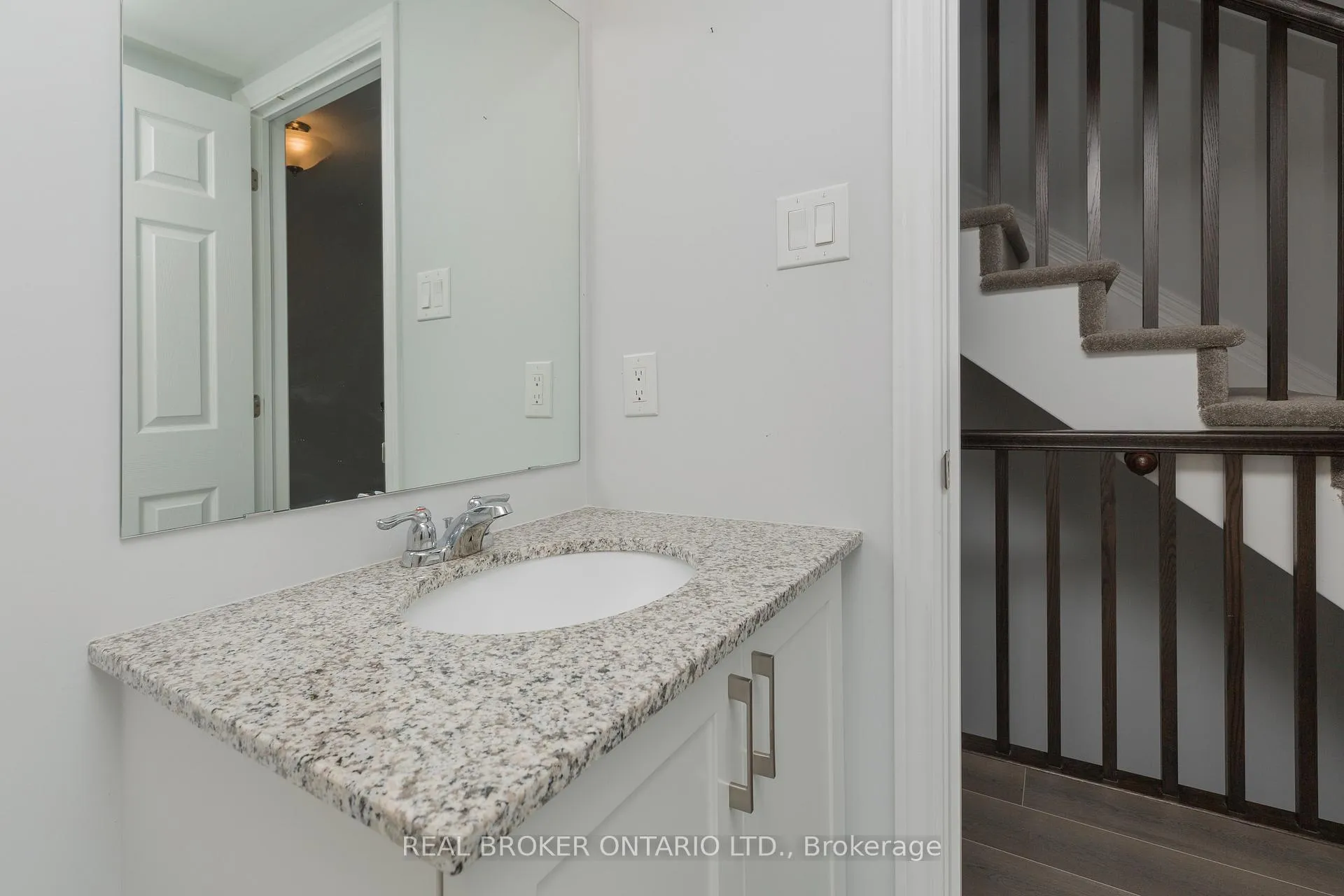 Photo 30 of 1434 Hemlock Road, Ottawa, CFB Rockcliffe and Area — HOMEH