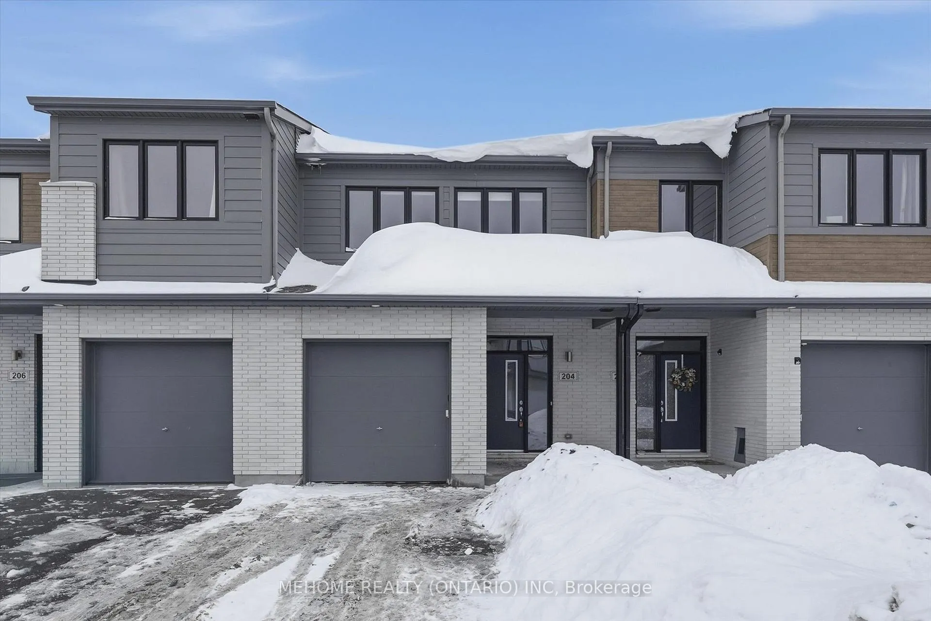 Photo 1 of 204 Tapadero Avenue, Ottawa, Kanata - Emerald Meadows/Trailwest — HOMEH