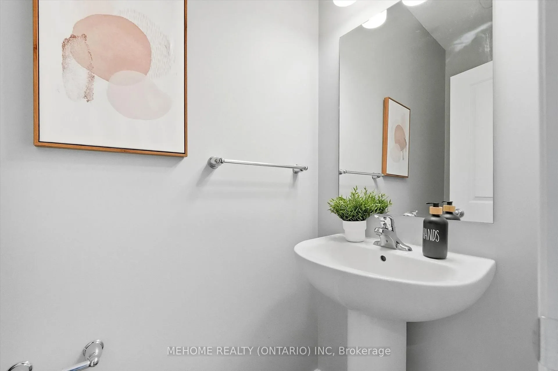 Photo 14 of 204 Tapadero Avenue, Ottawa, Kanata - Emerald Meadows/Trailwest — HOMEH