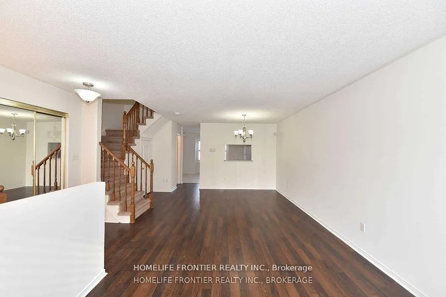 Photo 1 of 2C Leaside Park Drive, Toronto, Thorncliffe Park — HOMEH