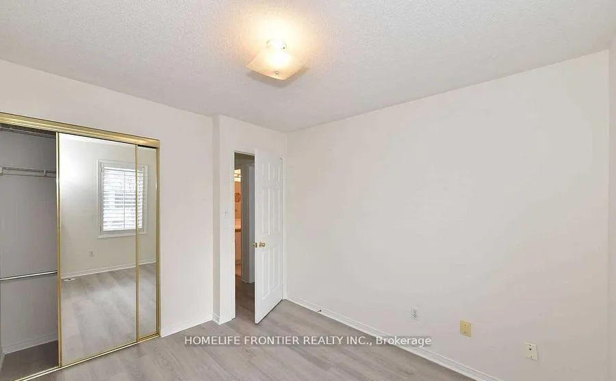 Photo 16 of 2C Leaside Park Drive, Toronto, Thorncliffe Park — HOMEH