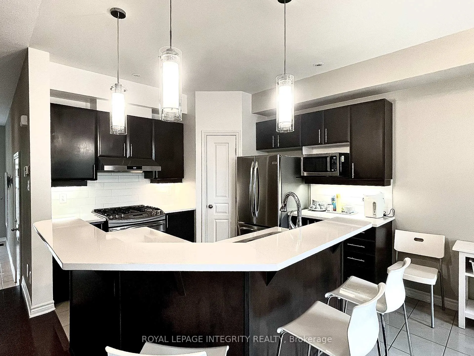 Photo 6 of 616 Whitecliffs Avenue, Ottawa, Riverside South — HOMEH