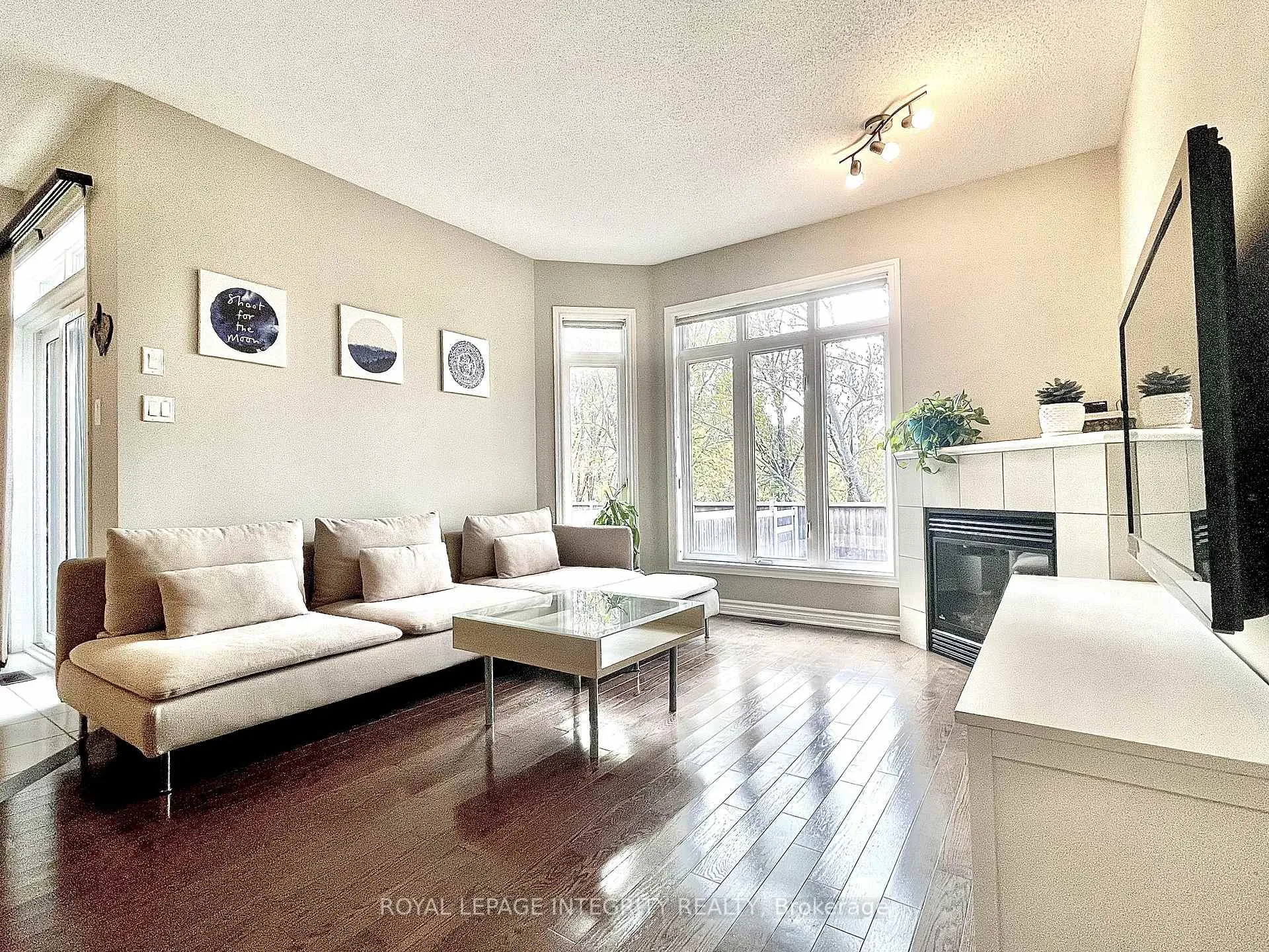 Photo 8 of 616 Whitecliffs Avenue, Ottawa, Riverside South — HOMEH