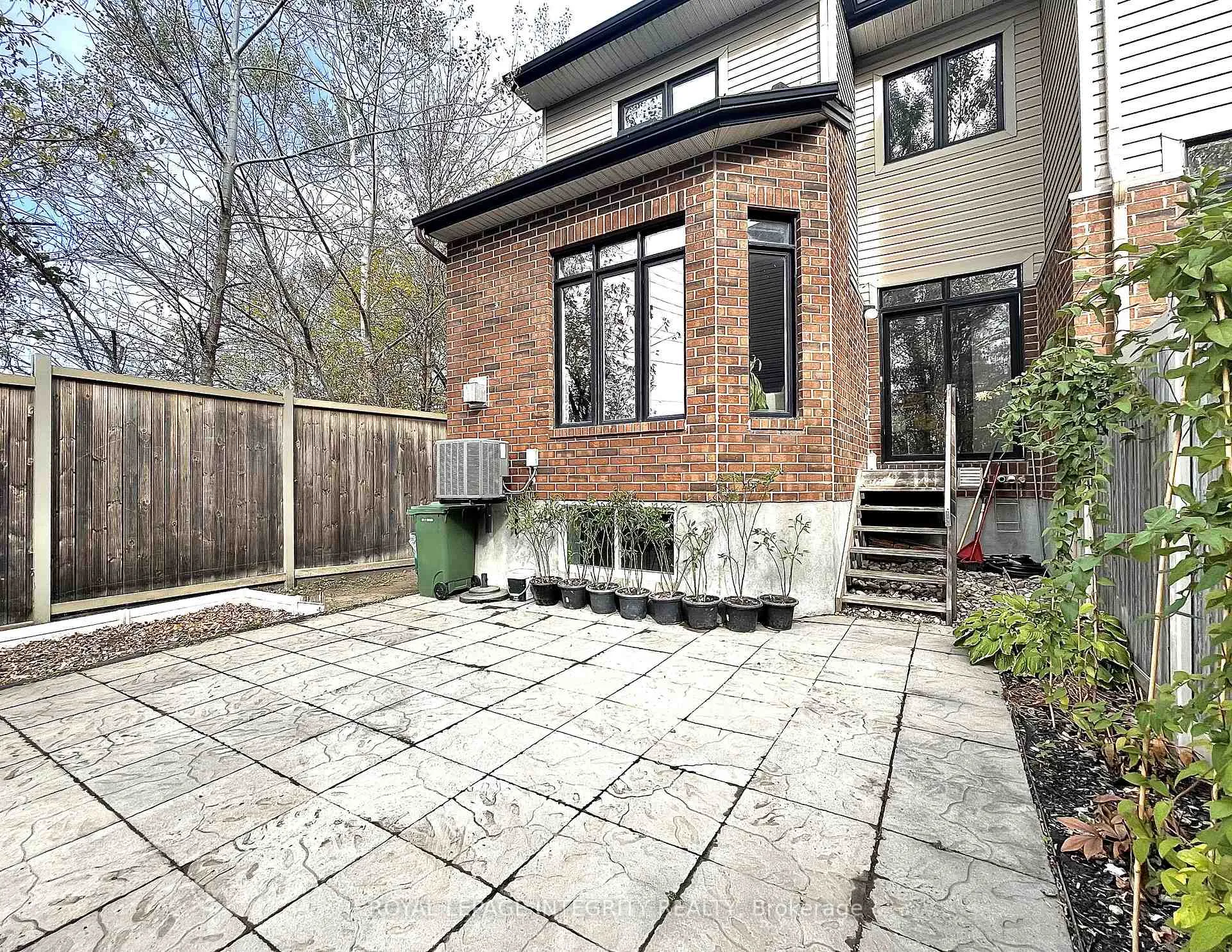 Photo 27 of 616 Whitecliffs Avenue, Ottawa, Riverside South — HOMEH