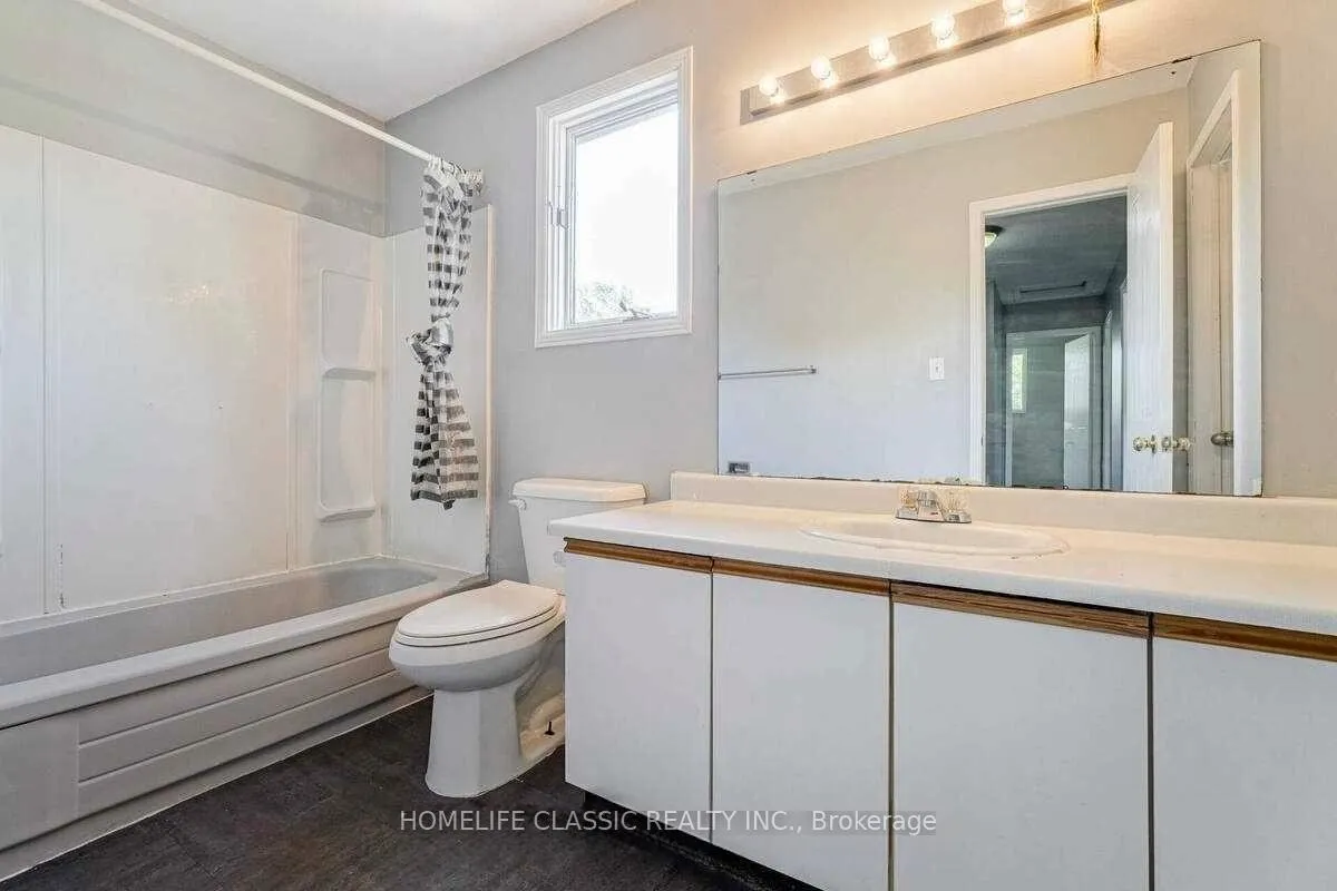 Photo 14 of 1577 Norwill Crescent, Oshawa, Samac — HOMEH