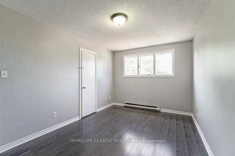 Photo 18 of 1577 Norwill Crescent, Oshawa, Samac — HOMEH