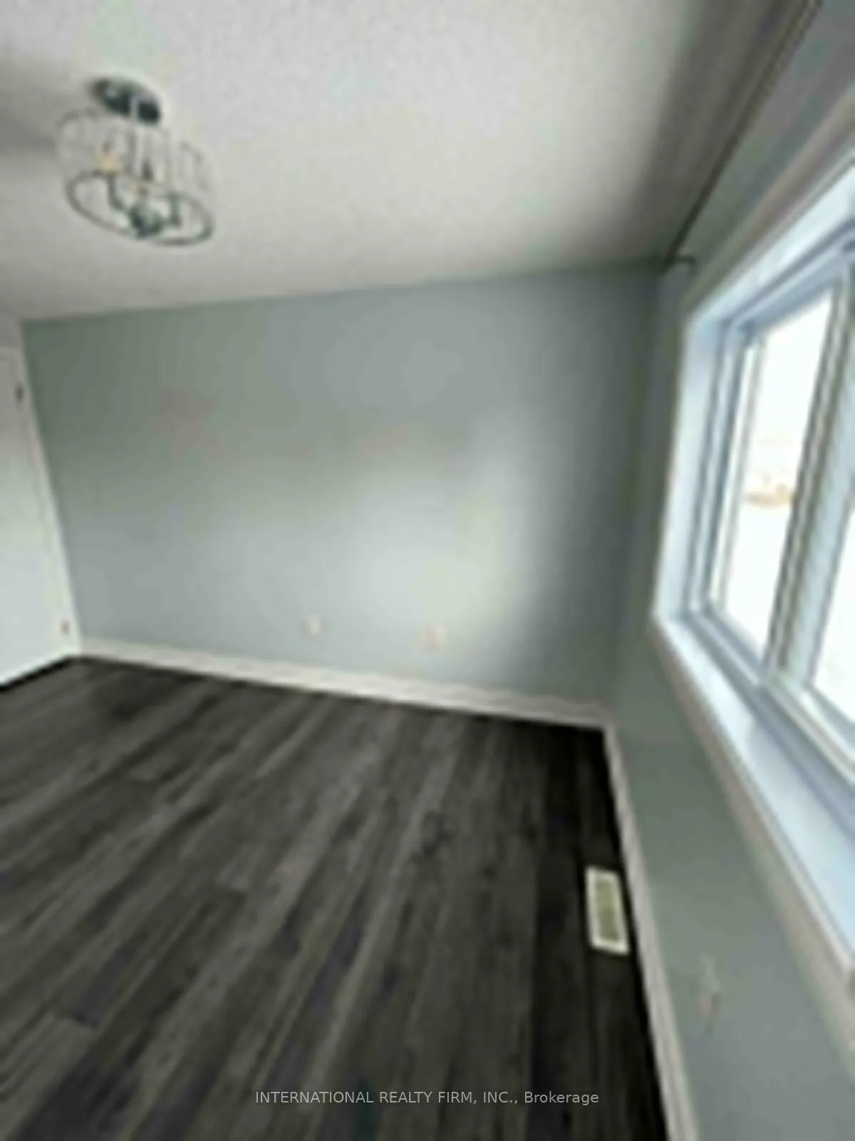 Photo 21 of 63 Wessenger Drive, Barrie, Holly — HOMEH