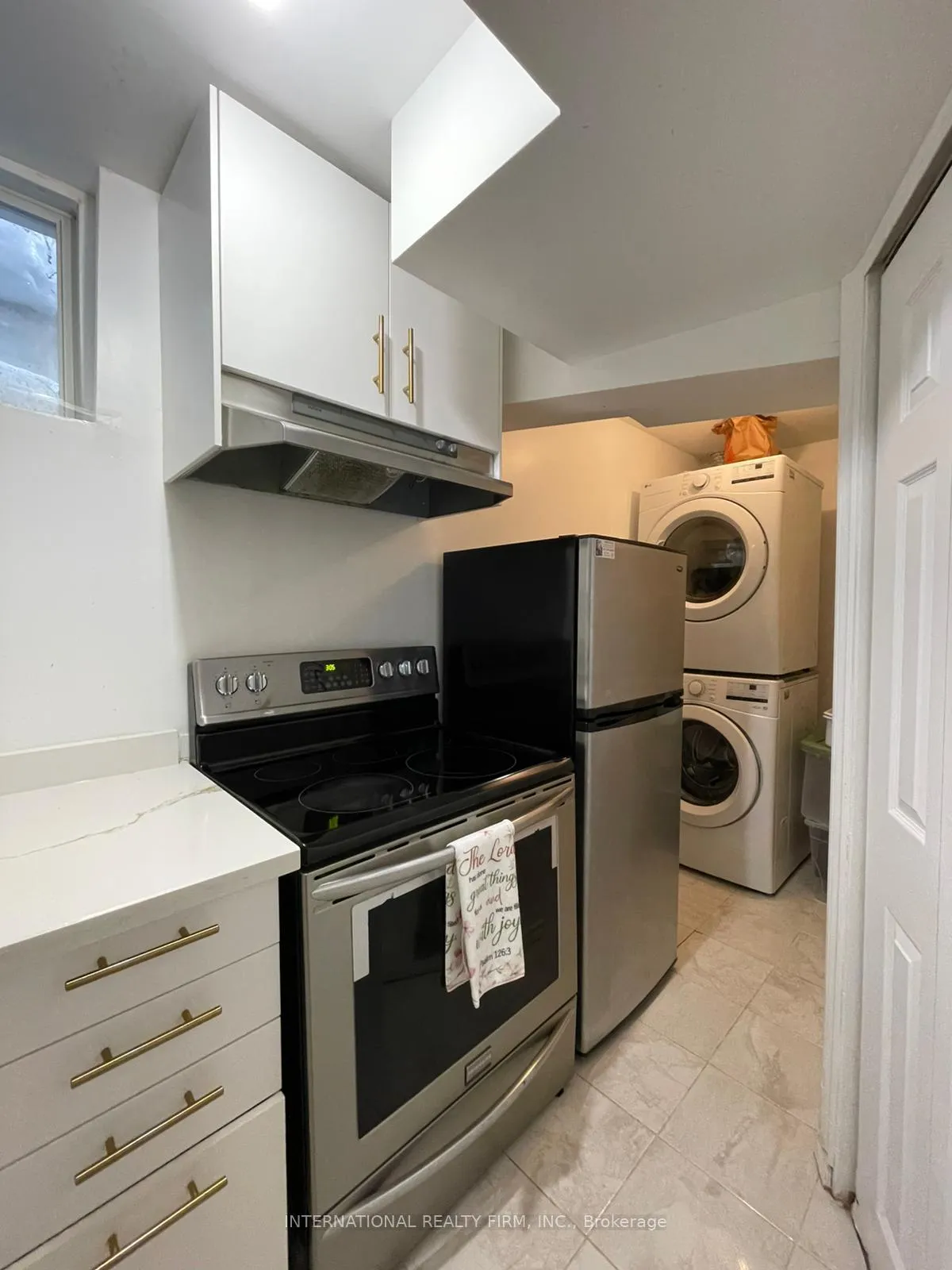 Photo 39 of 63 Wessenger Drive, Barrie, Holly — HOMEH