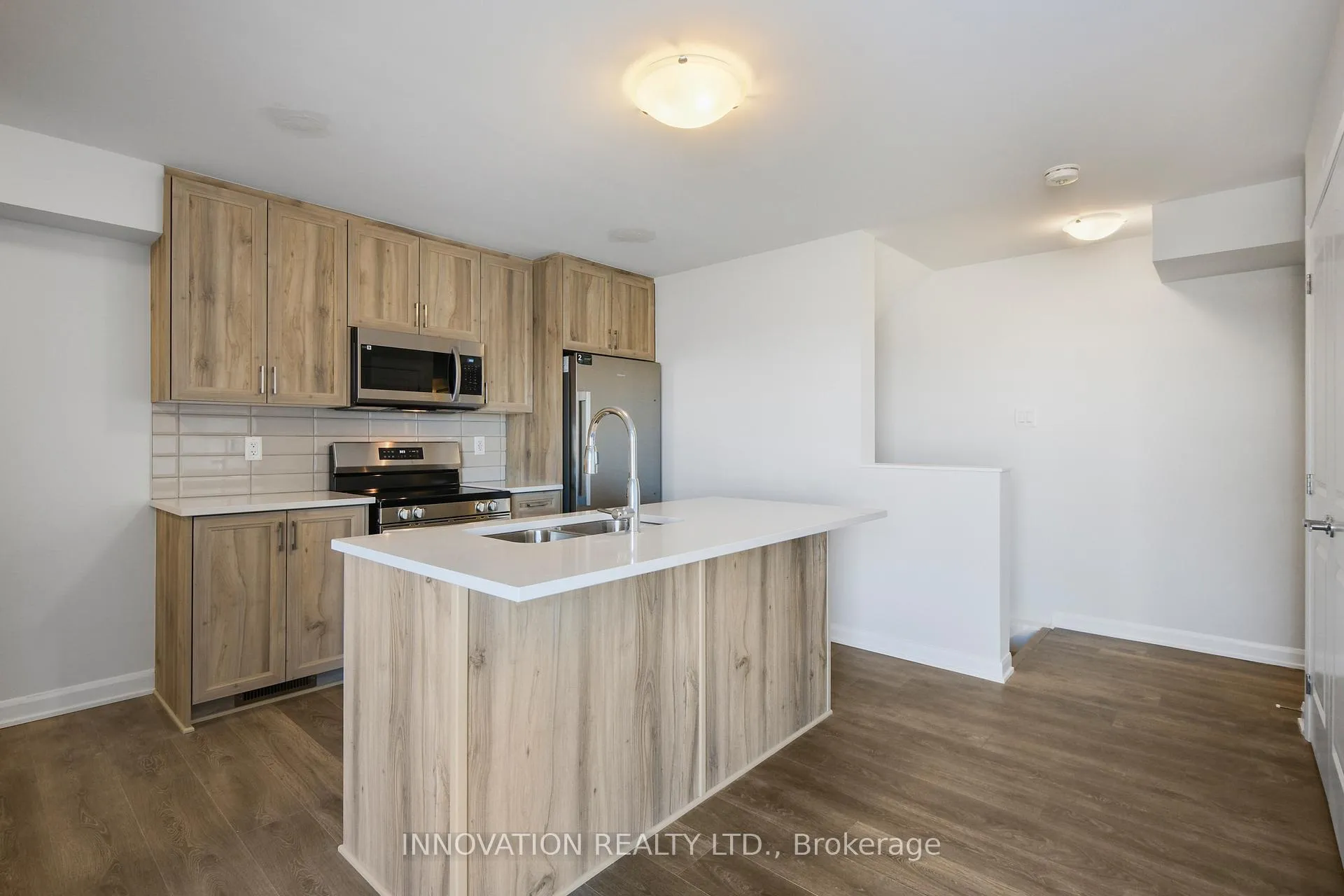 Photo 11 of 1625 Creekway Private, Ottawa, Kanata - Kanata Lakes/Heritage Hills — HOMEH