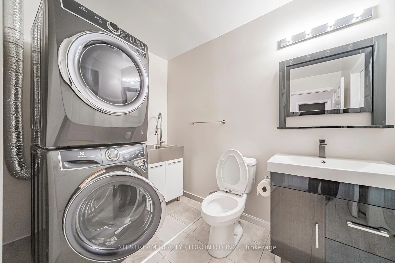 Photo 18 of Unit 5, 7 St Moritz Way, Markham, Unionville — HOMEH