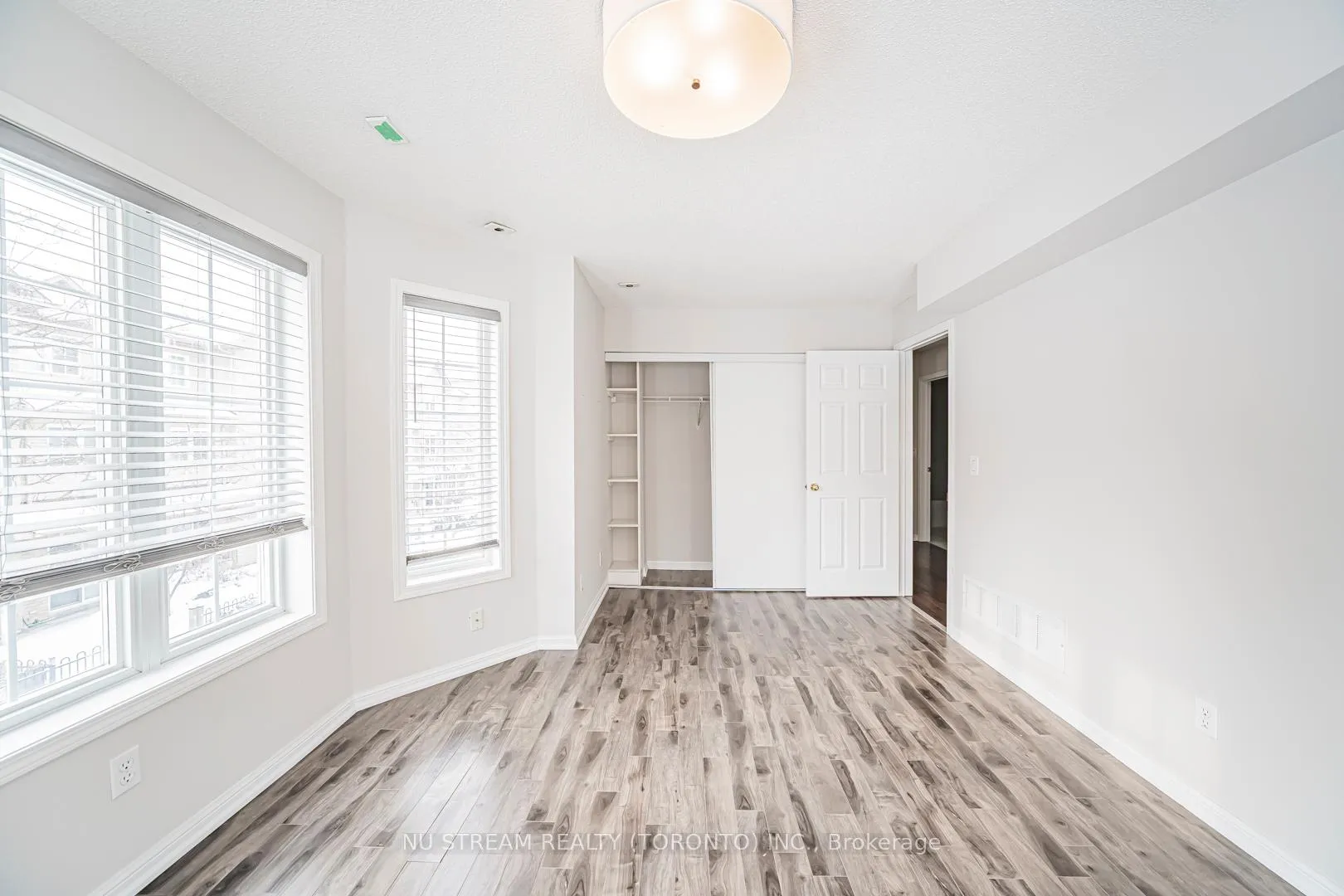 Photo 24 of Unit 5, 7 St Moritz Way, Markham, Unionville — HOMEH