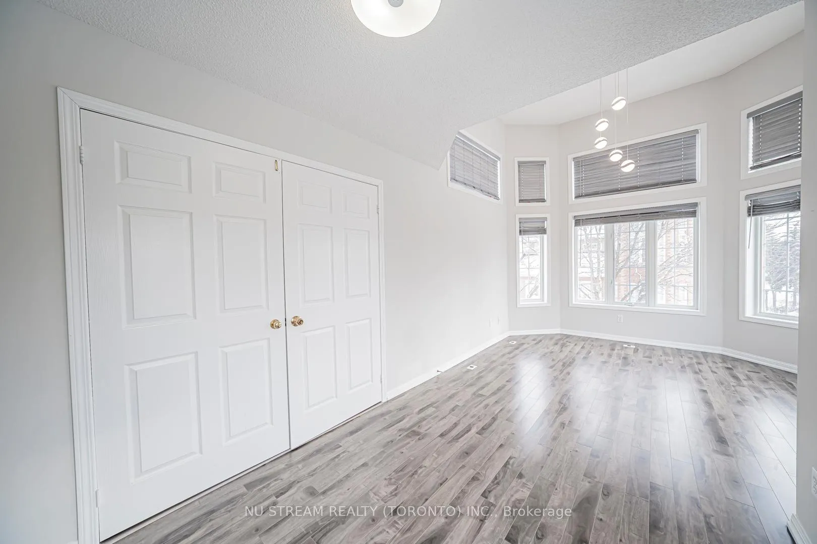 Photo 33 of Unit 5, 7 St Moritz Way, Markham, Unionville — HOMEH