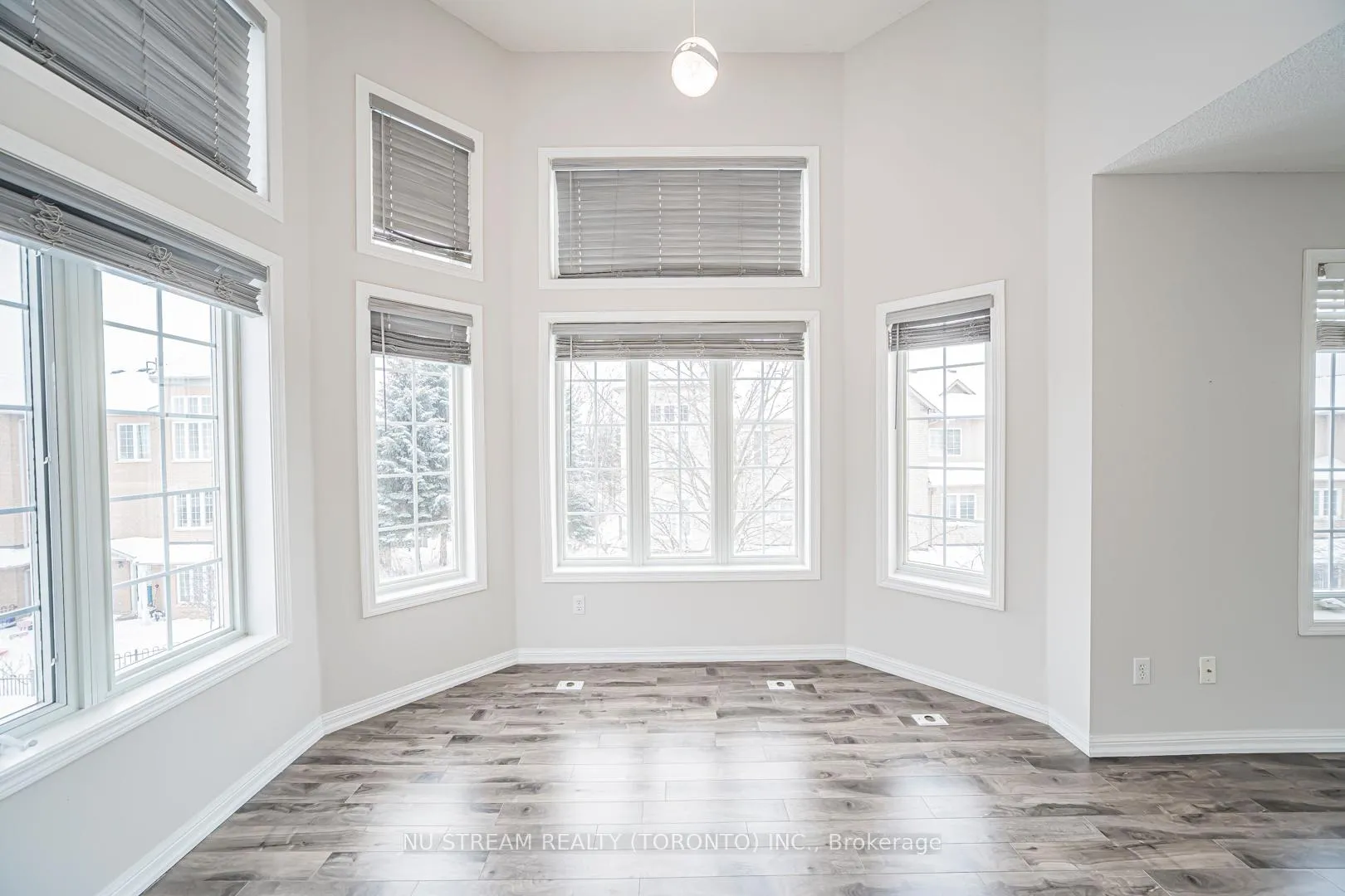 Photo 41 of Unit 5, 7 St Moritz Way, Markham, Unionville — HOMEH
