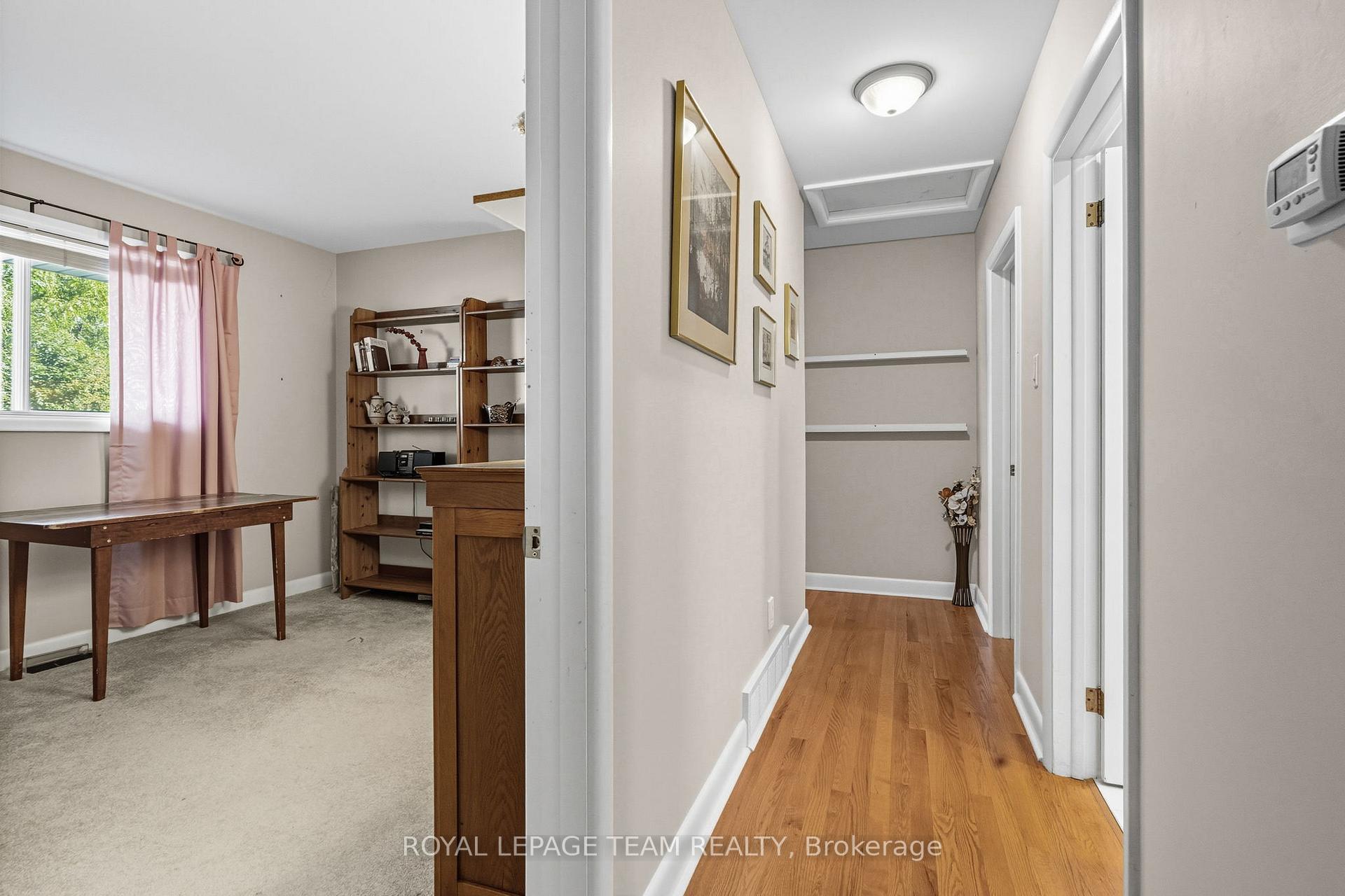 Photo 17 of 98 Starwood Road, Ottawa, Meadowlands/St. Claire Gardens — HOMEH
