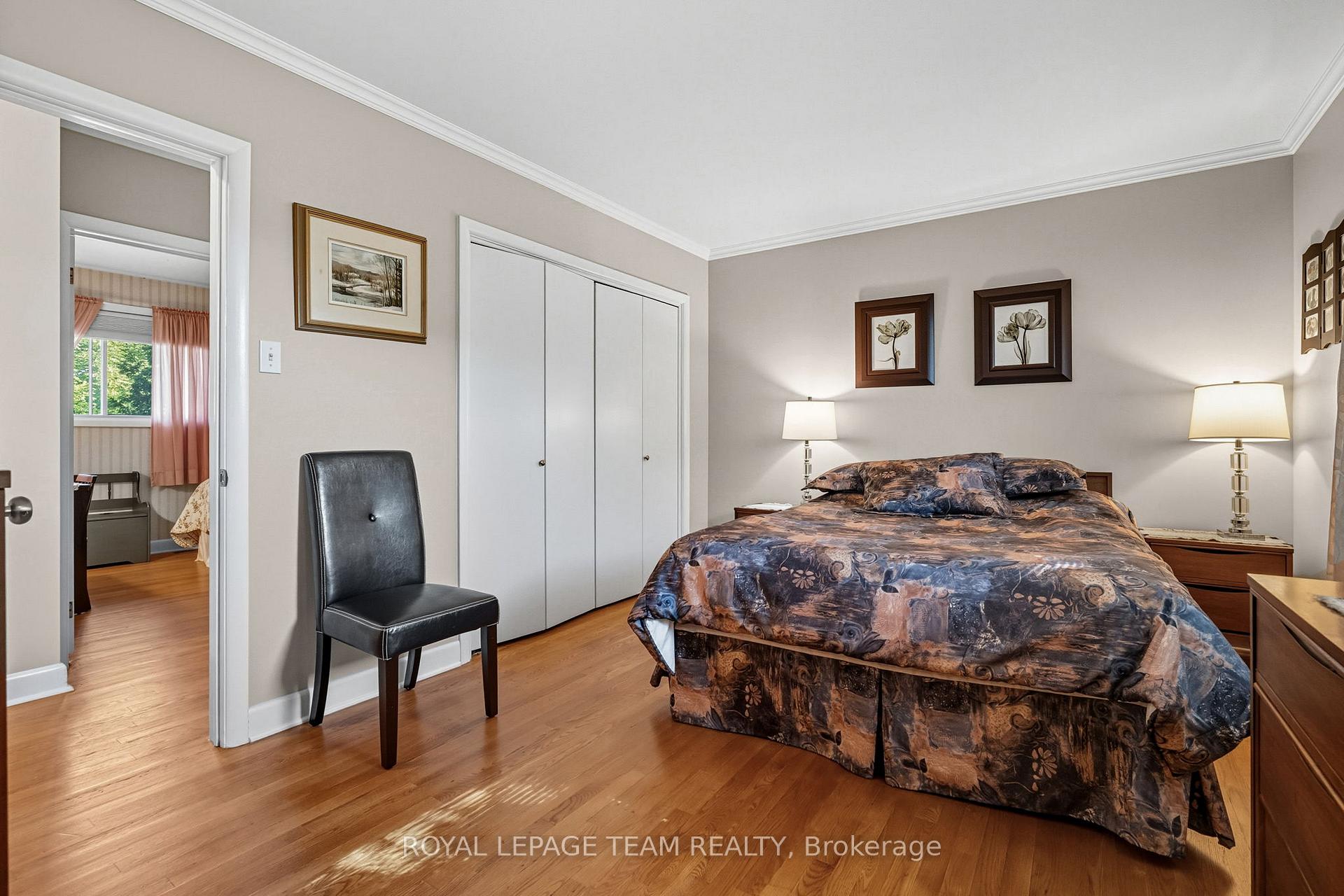 Photo 21 of 98 Starwood Road, Ottawa, Meadowlands/St. Claire Gardens — HOMEH