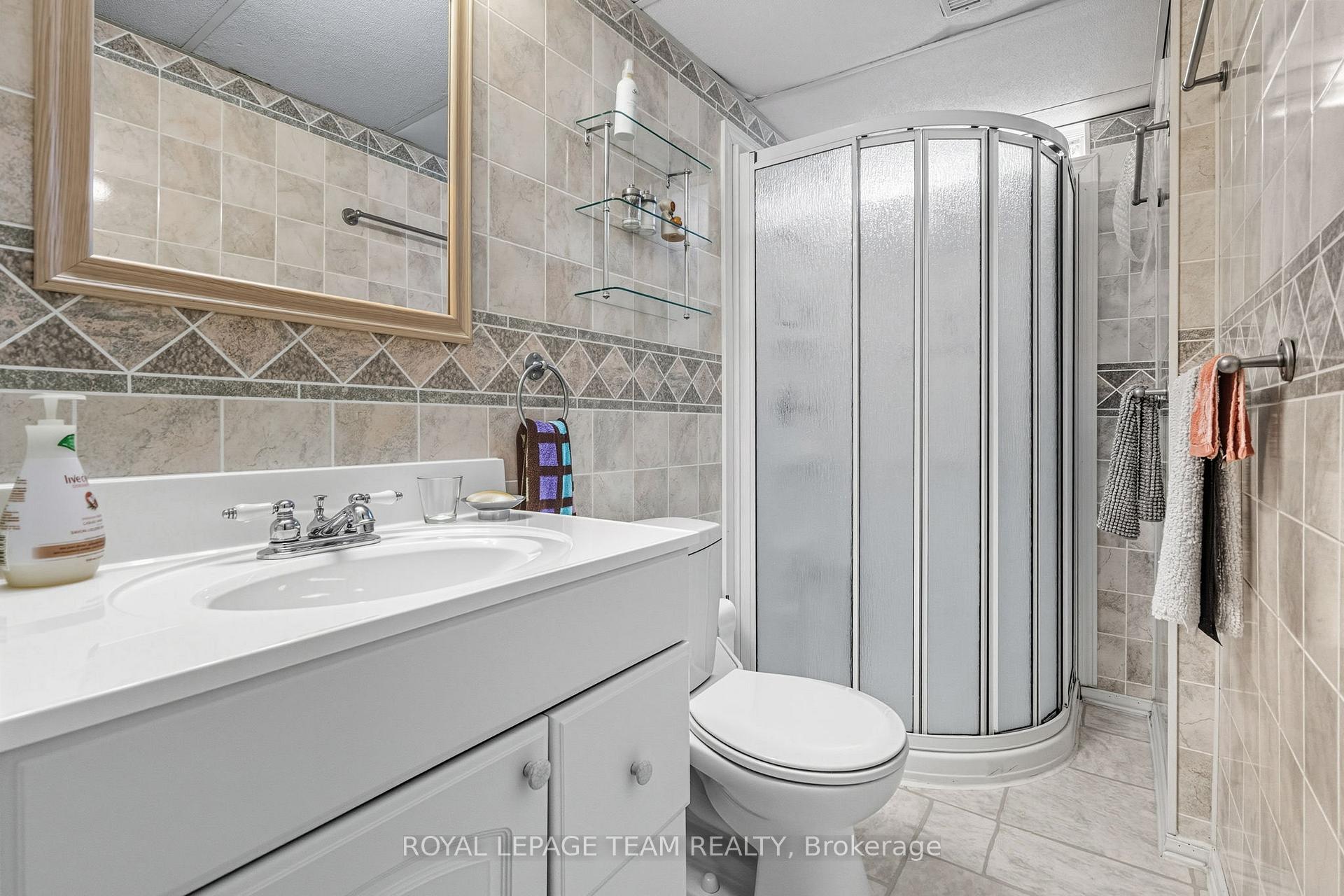 Photo 26 of 98 Starwood Road, Ottawa, Meadowlands/St. Claire Gardens — HOMEH
