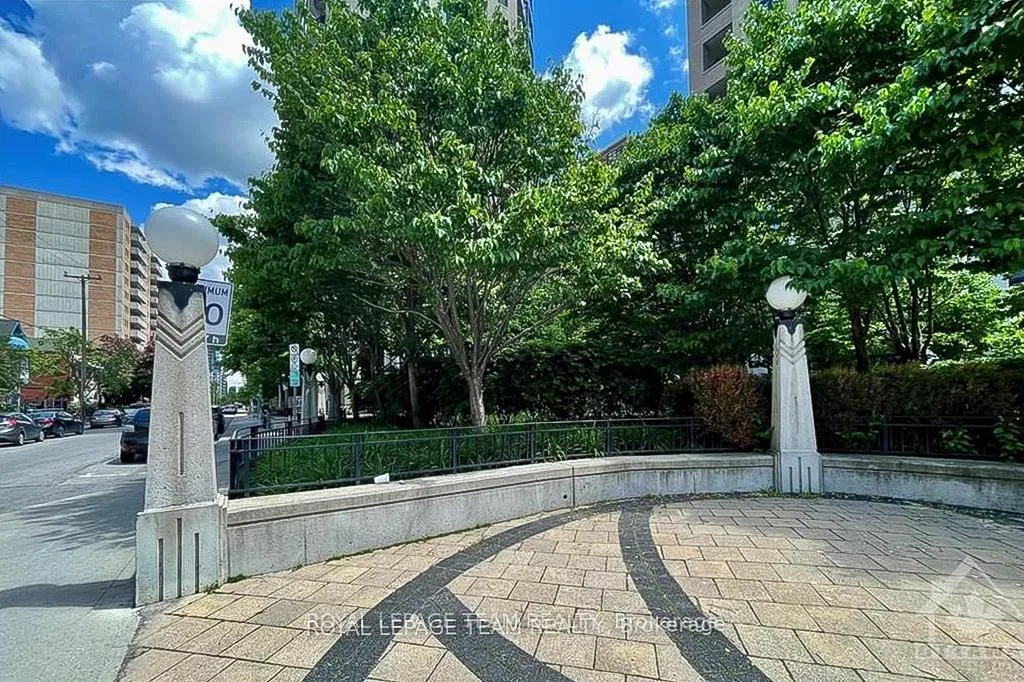Photo 2 of Unit 9, 235 Kent Street, Ottawa, Ottawa Centre — HOMEH