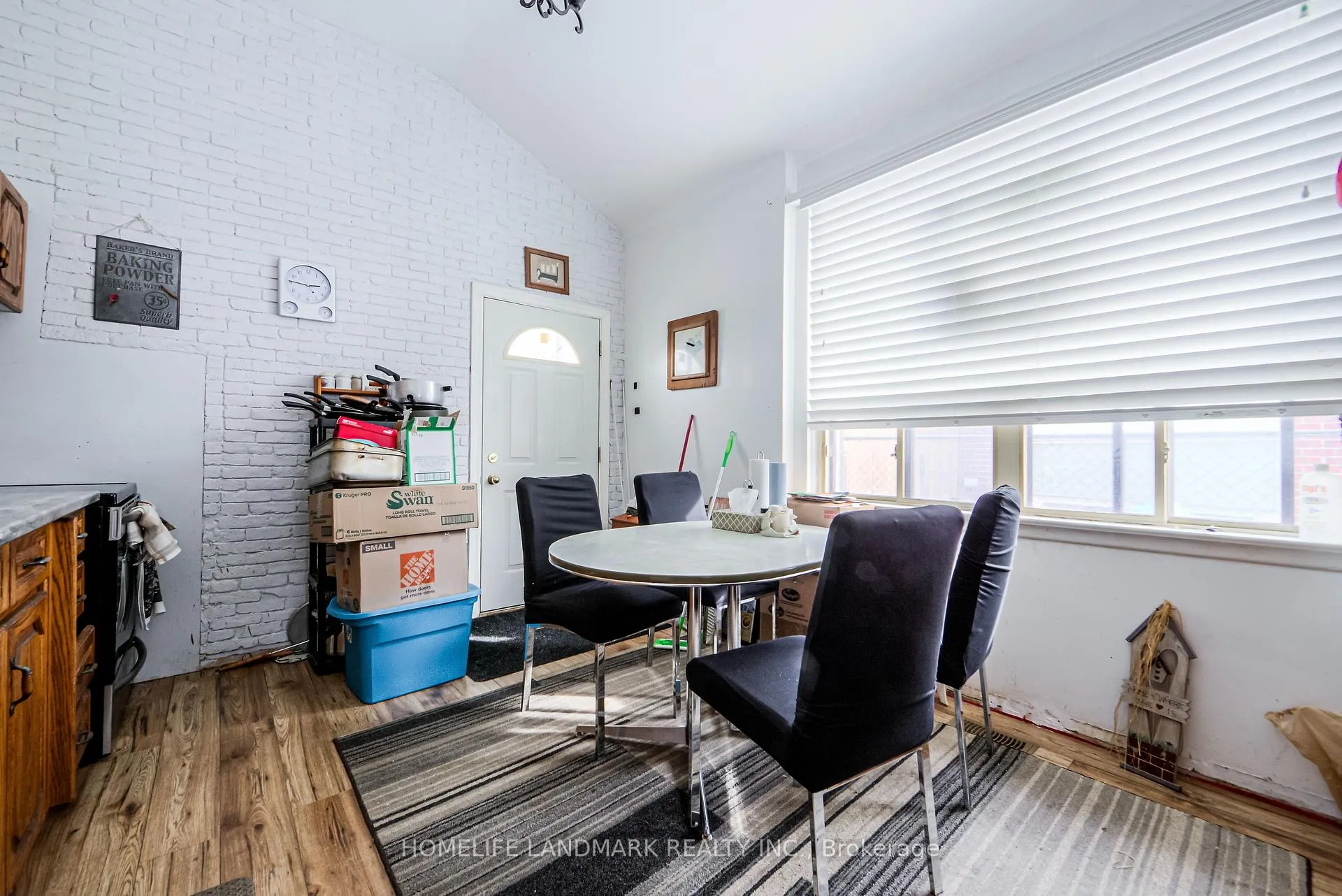 Photo 6 of 121 Pandora Circle, Scarborough, Woburn — HOMEH