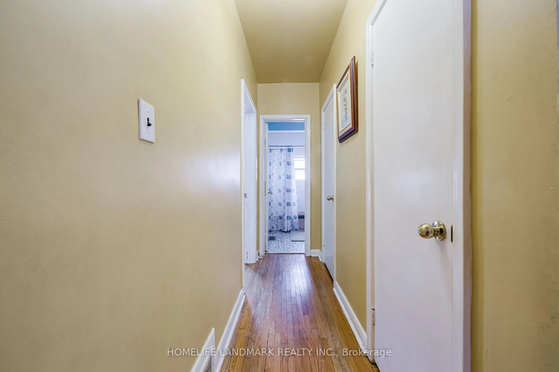 Photo 8 of 121 Pandora Circle, Scarborough, Woburn — HOMEH