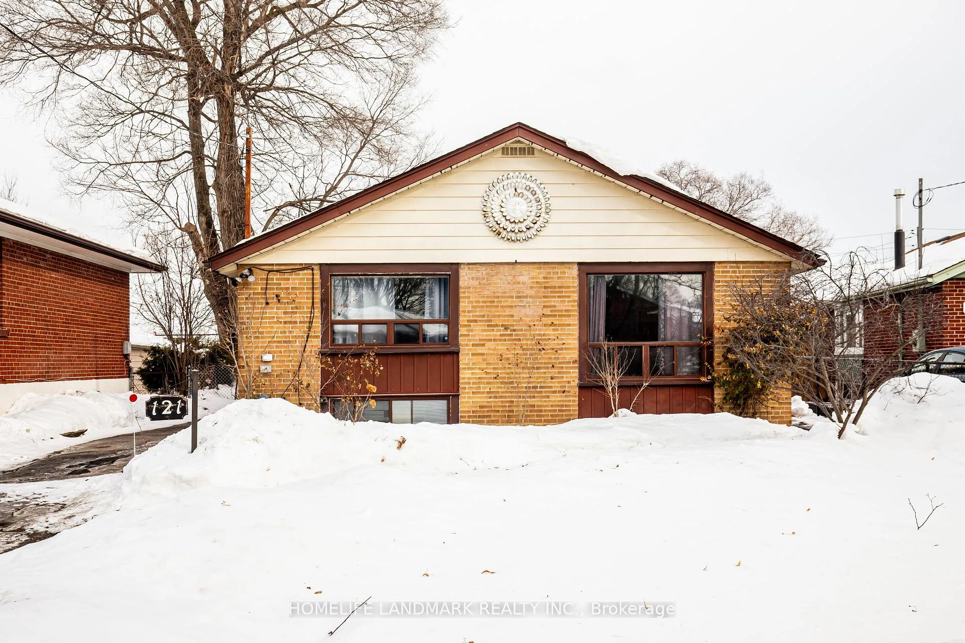 Photo 21 of 121 Pandora Circle, Scarborough, Woburn — HOMEH