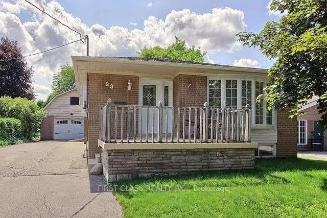 Front of 28 Collins Crescent