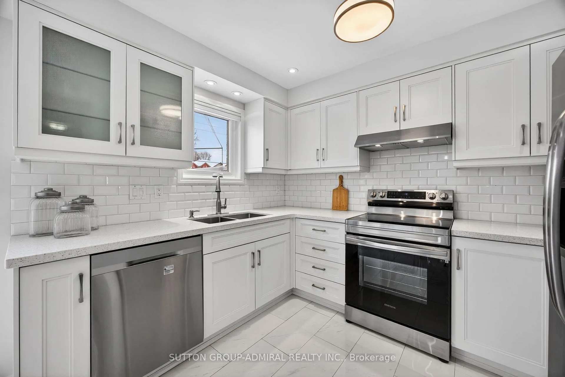 Photo 18 of 89 Hawthorne Crescent, Barrie, Ardagh — HOMEH