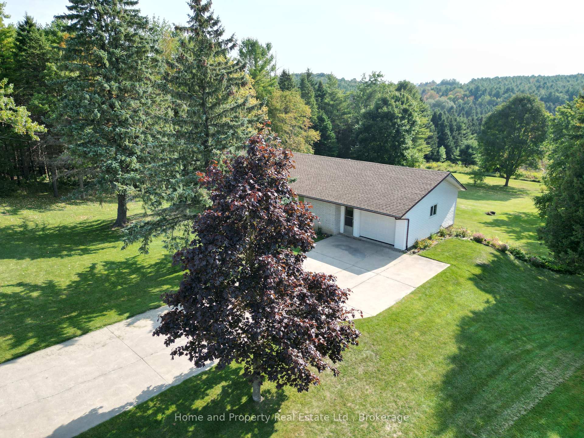 Photo 1 of 7321 Wellington Rd 11, Mapleton, Rural Mapleton — HOMEH