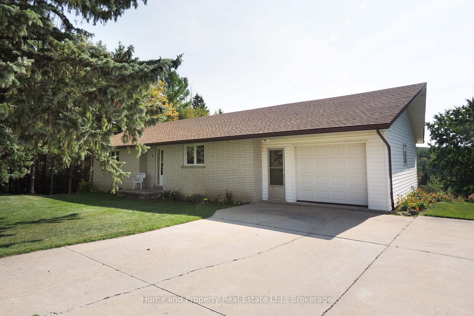 Photo 8 of 7321 Wellington Rd 11, Mapleton, Rural Mapleton — HOMEH