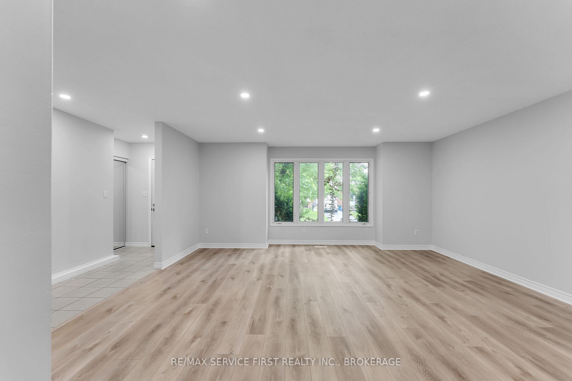 Photo 7 of Unit Unit #1, 9 Rockford Place, Kingston, East of Sir John A. Blvd — HOMEH