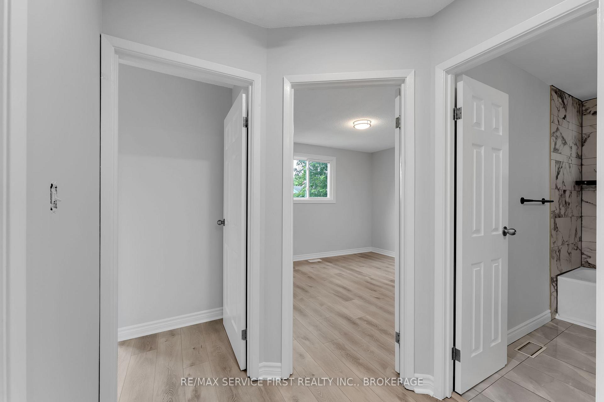 Photo 15 of Unit Unit #1, 9 Rockford Place, Kingston, East of Sir John A. Blvd — HOMEH