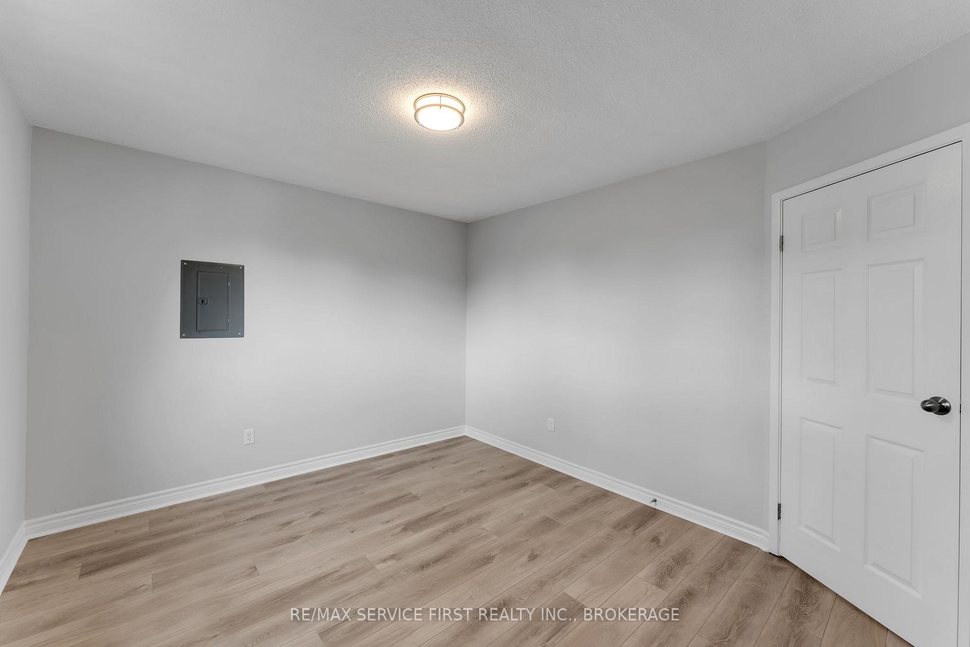 Photo 17 of Unit Unit #1, 9 Rockford Place, Kingston, East of Sir John A. Blvd — HOMEH