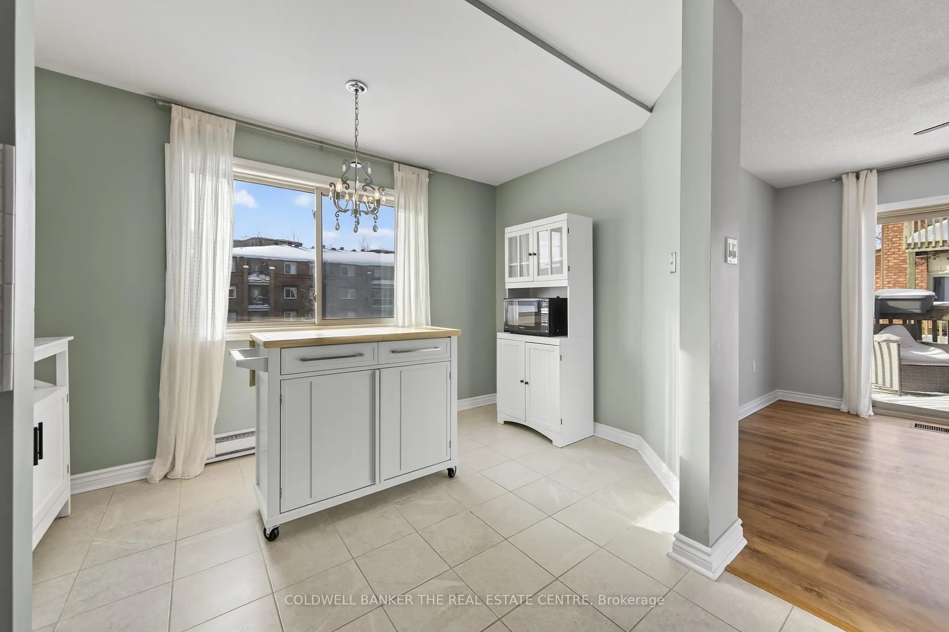 Photo 2 of Unit 2, 21 Meadow Lane, Barrie, Ardagh — HOMEH