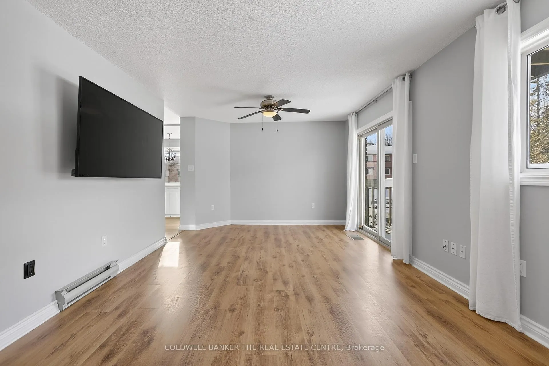 Photo 11 of Unit 2, 21 Meadow Lane, Barrie, Ardagh — HOMEH