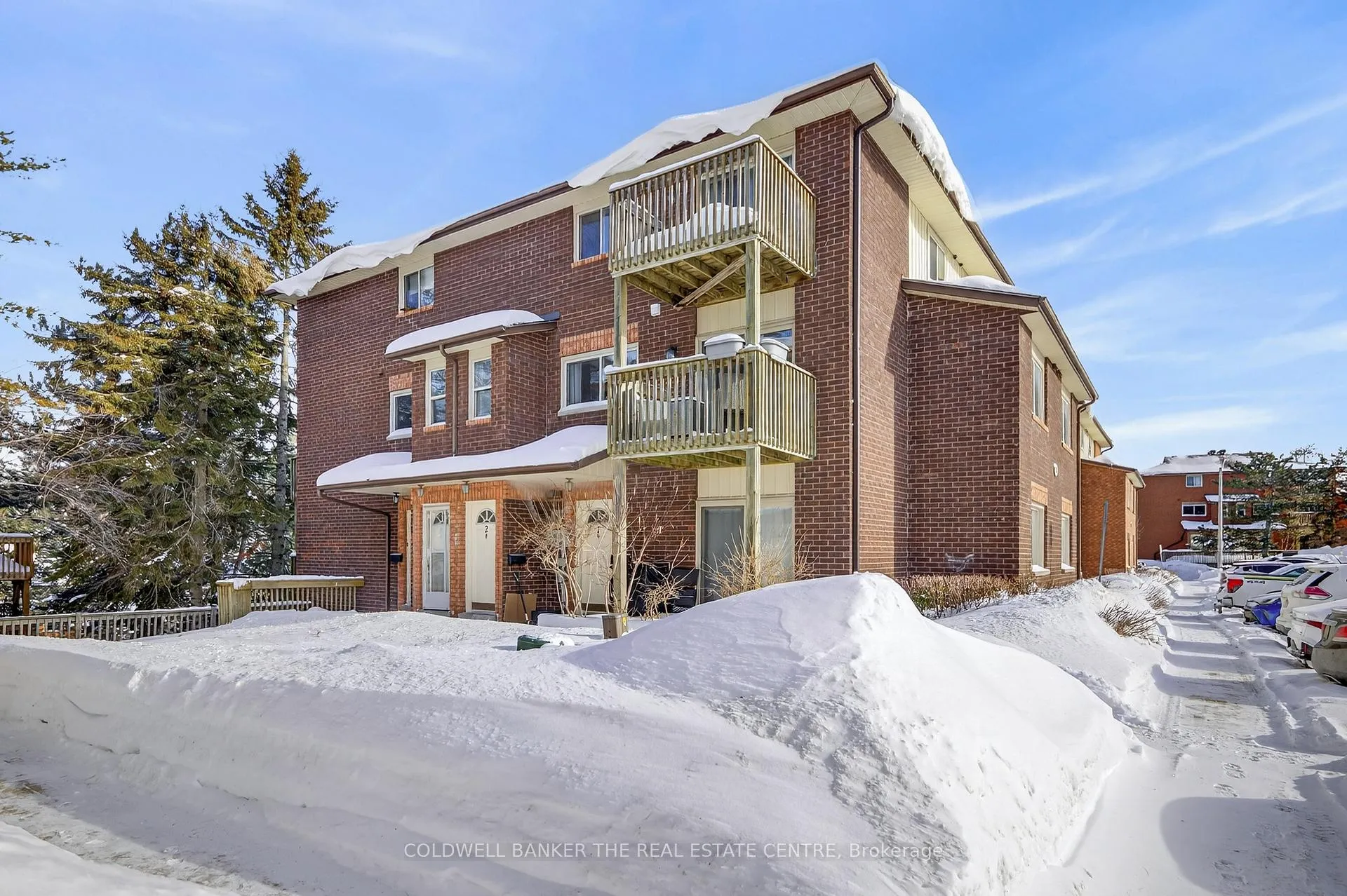 Photo 27 of Unit 2, 21 Meadow Lane, Barrie, Ardagh — HOMEH