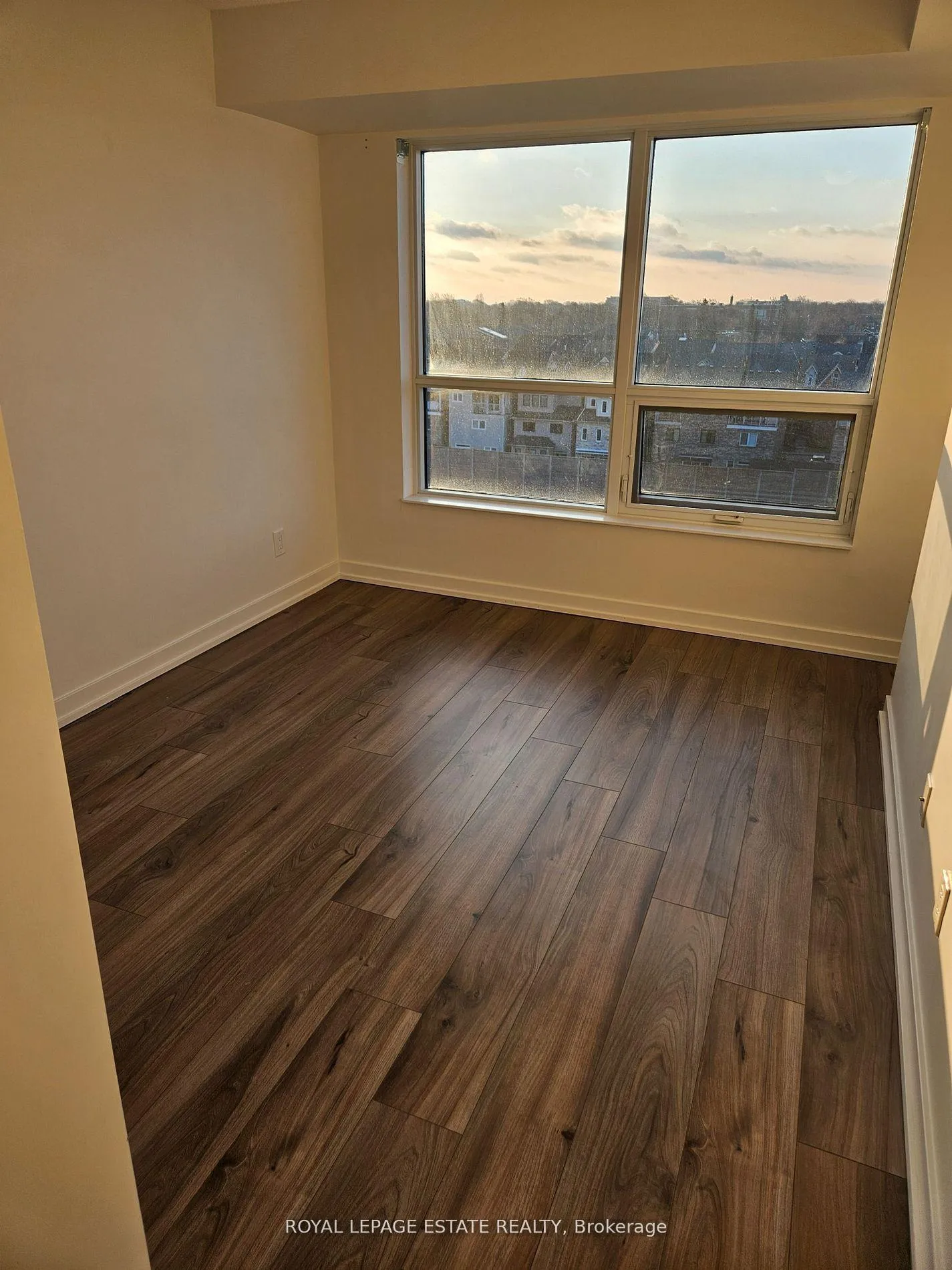 Photo 6 of Unit 722, 8 Trent Avenue, Toronto, East End-Danforth — HOMEH