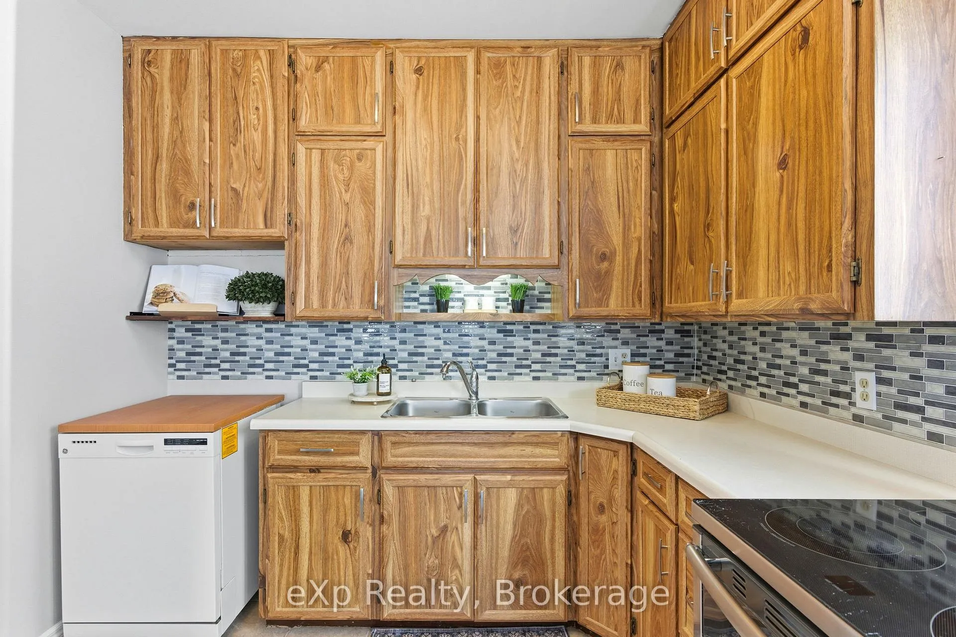 Photo 15 of 177 St David Street, West Perth, Mitchell — HOMEH