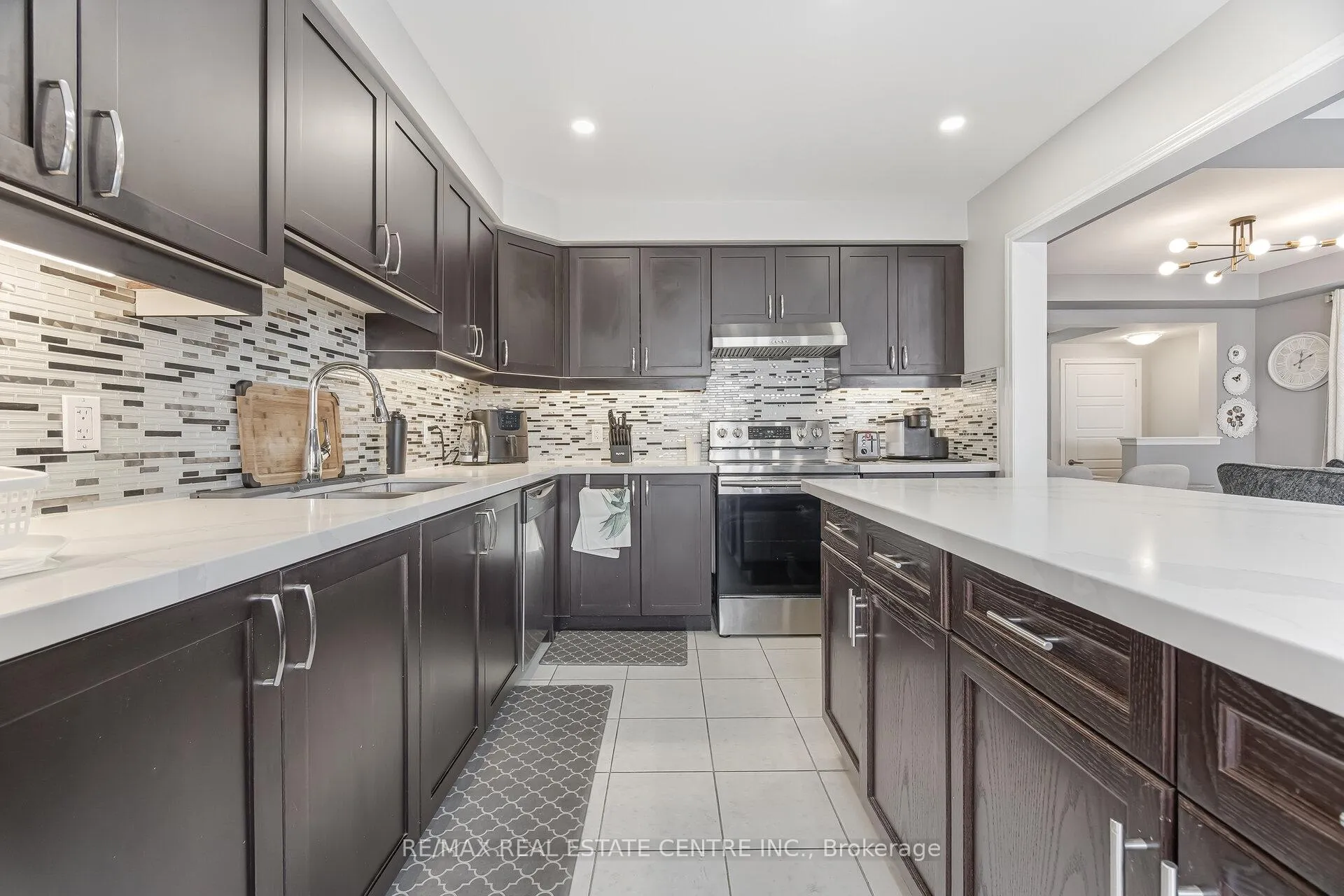 Photo 16 of Unit 13, 1000 Asleton Boulevard, Milton, Willmott — HOMEH
