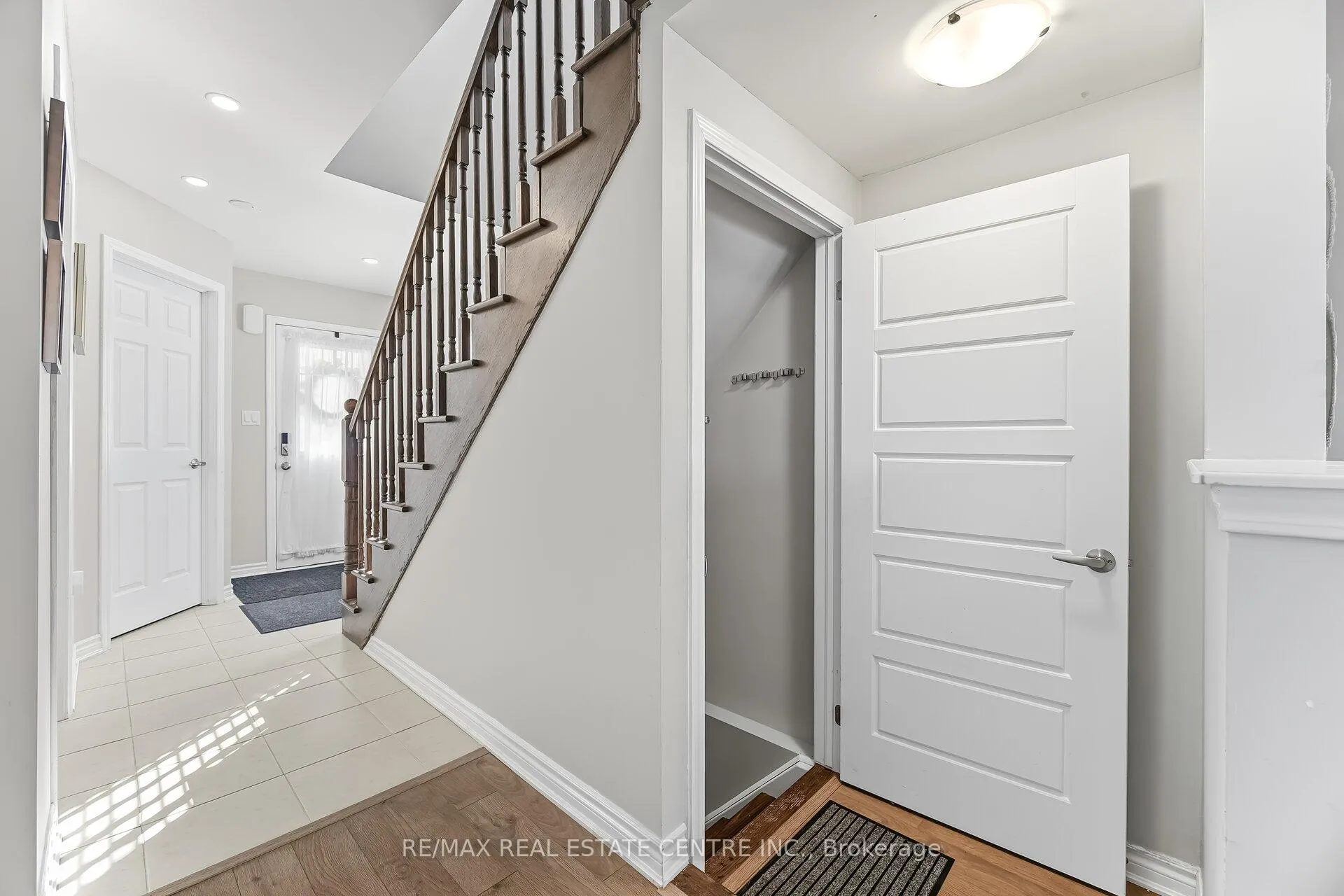 Photo 32 of Unit 13, 1000 Asleton Boulevard, Milton, Willmott — HOMEH