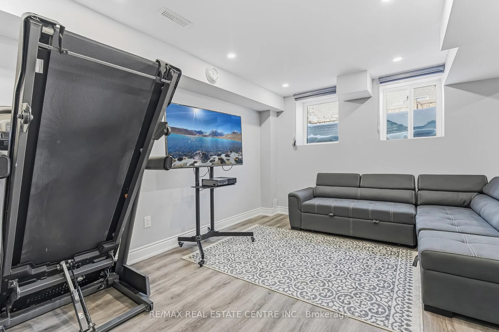 Photo 37 of Unit 13, 1000 Asleton Boulevard, Milton, Willmott — HOMEH