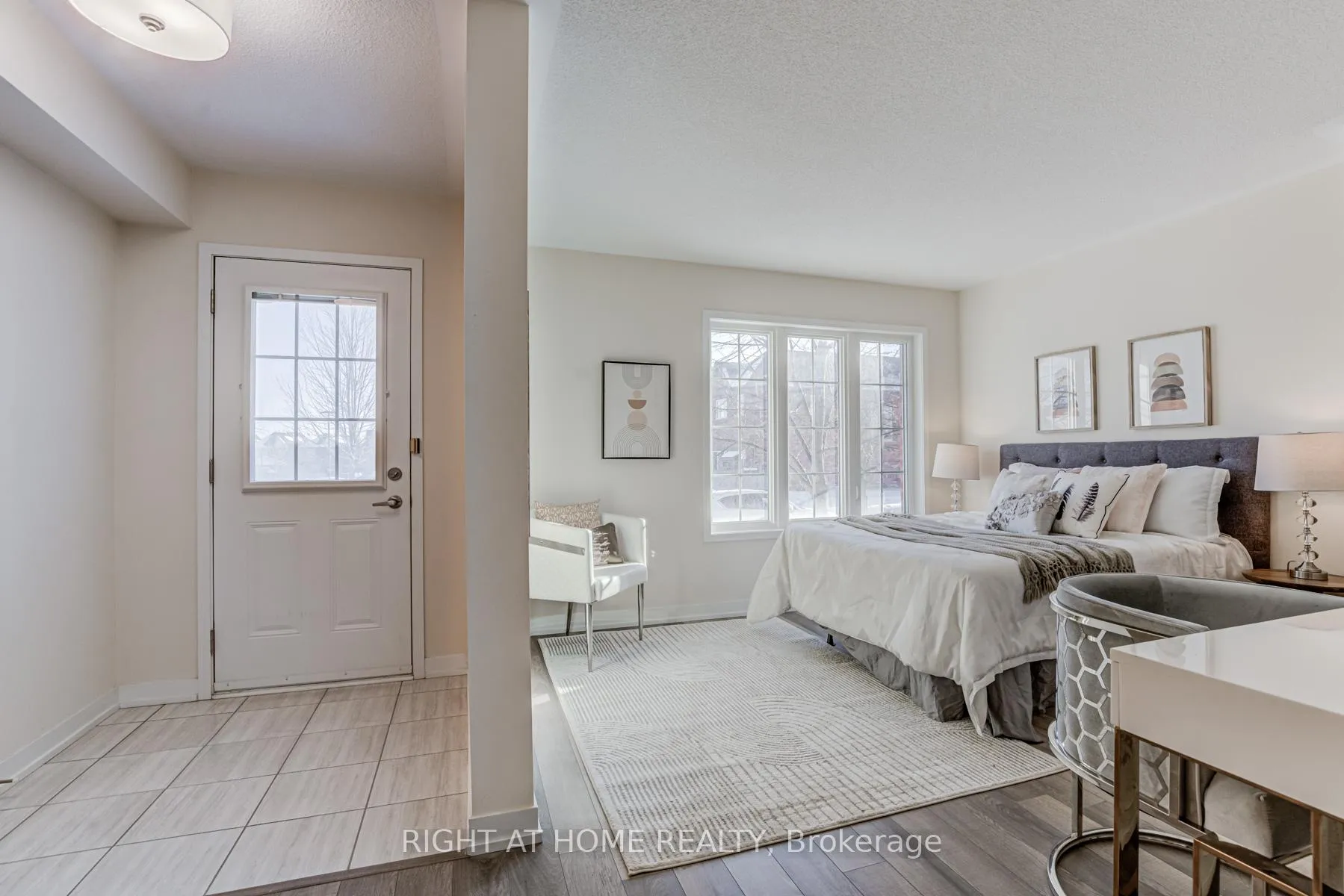 Photo 5 of 68 Lady Dolores Avenue, Vaughan, Patterson — HOMEH