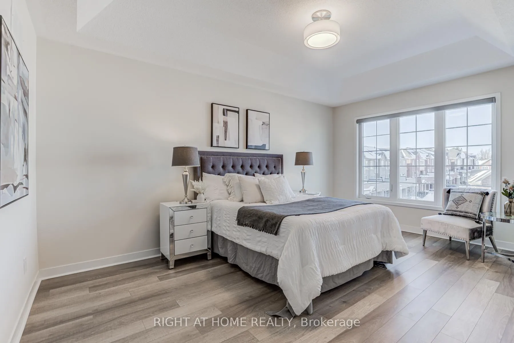 Photo 22 of 68 Lady Dolores Avenue, Vaughan, Patterson — HOMEH