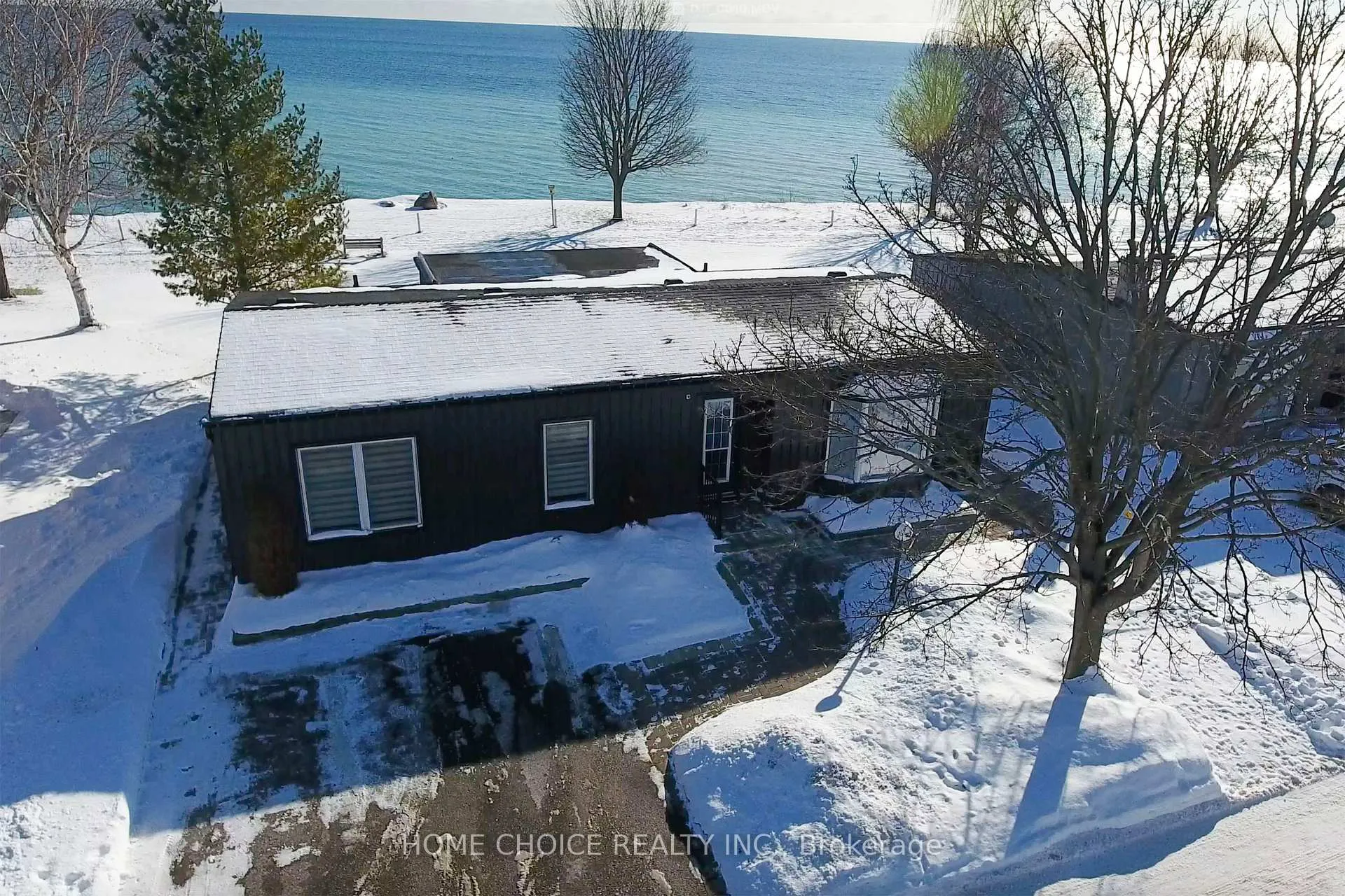 Front of 87 Bluffs Road
