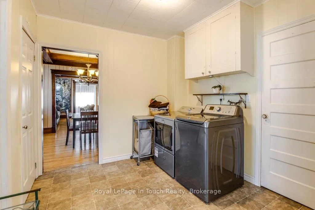 Photo 17 of 450 Assiniboia Street, Tay, Port McNicoll — HOMEH