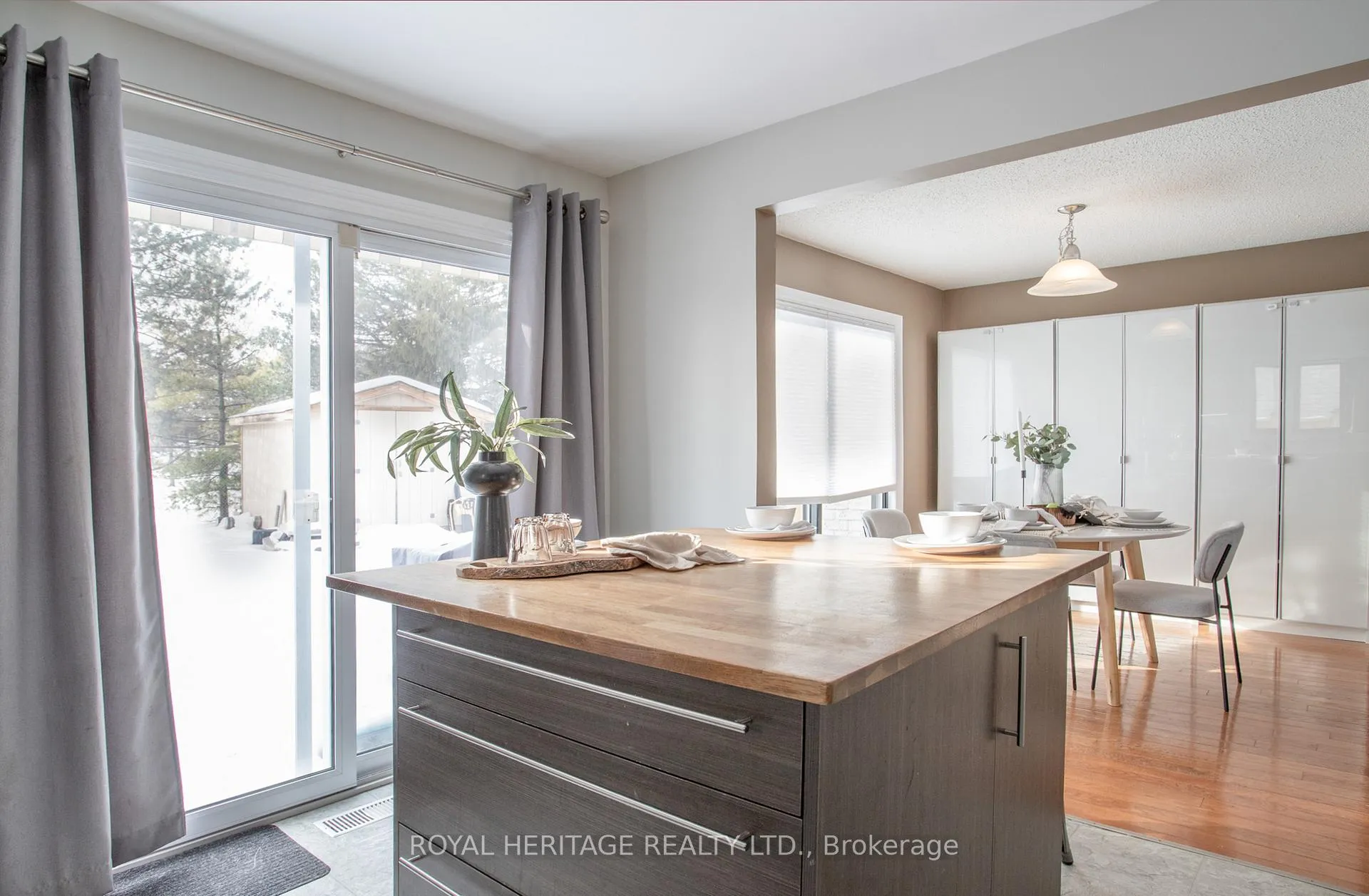 Photo 12 of 636 Beckworth Square, Pickering, Amberlea — HOMEH