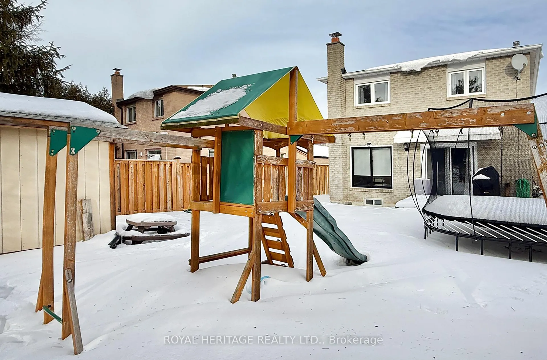 Photo 27 of 636 Beckworth Square, Pickering, Amberlea — HOMEH